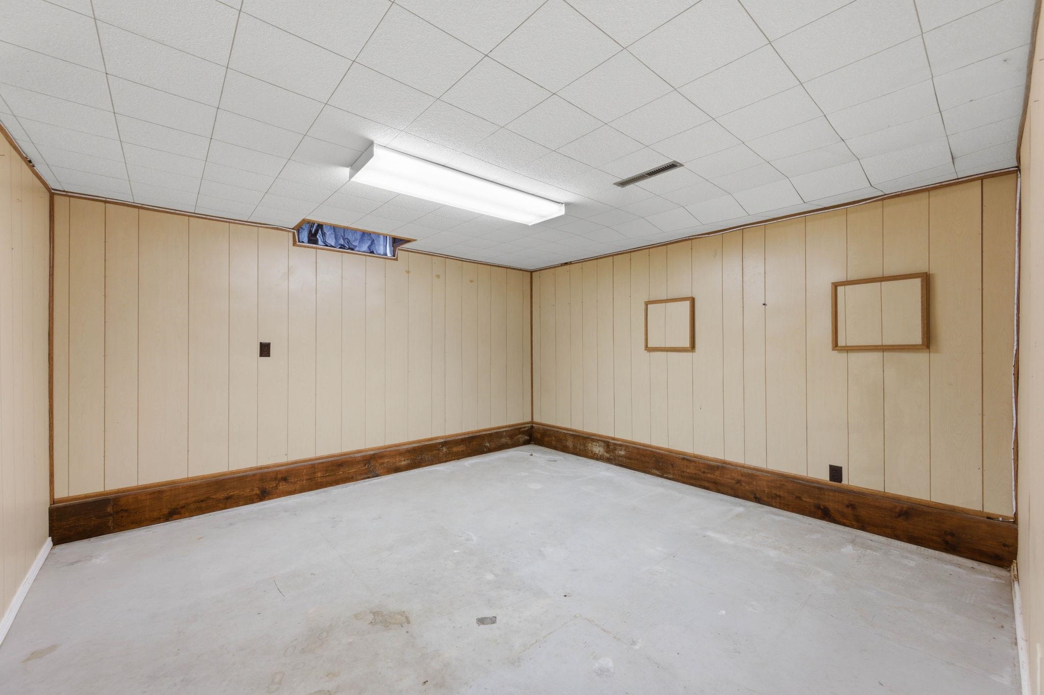 326 W 3rd Avenue Cheney KS 67025