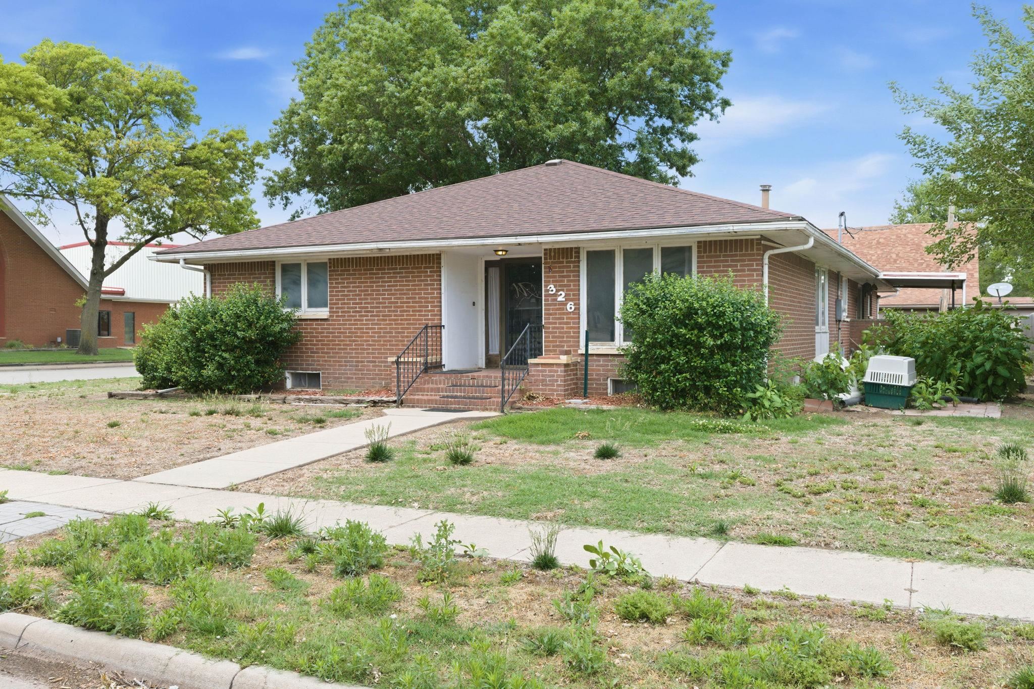 326 W 3rd Avenue Cheney KS 67025
