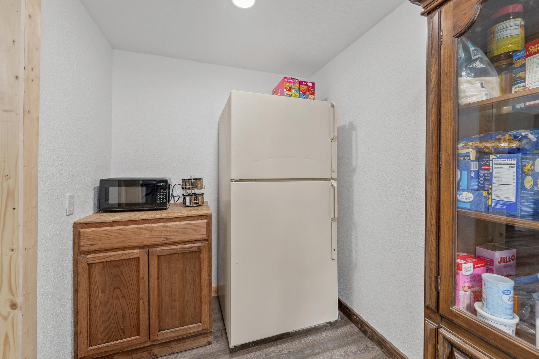 320 N Poplar Douglass KS 67039