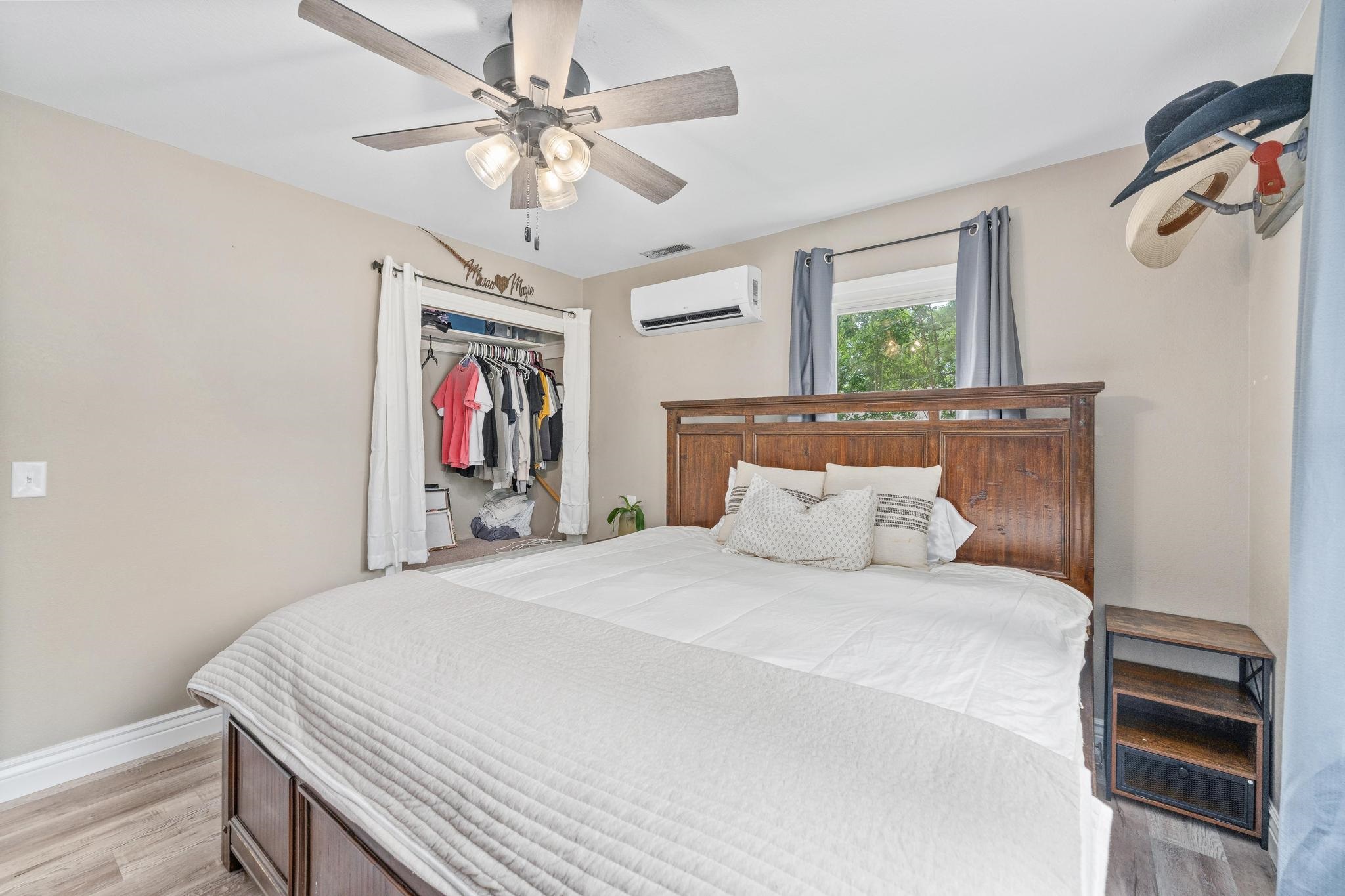 320 N Poplar Douglass KS 67039