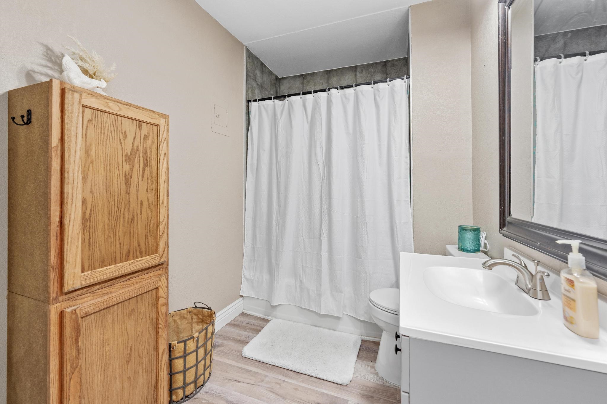 320 N Poplar Douglass KS 67039