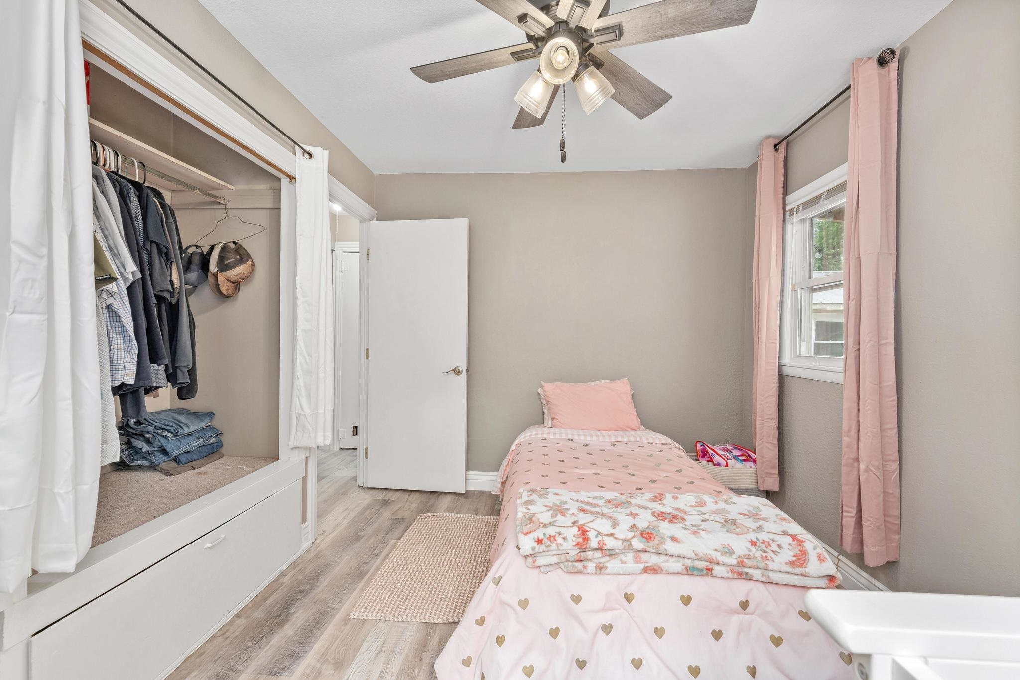 320 N Poplar Douglass KS 67039