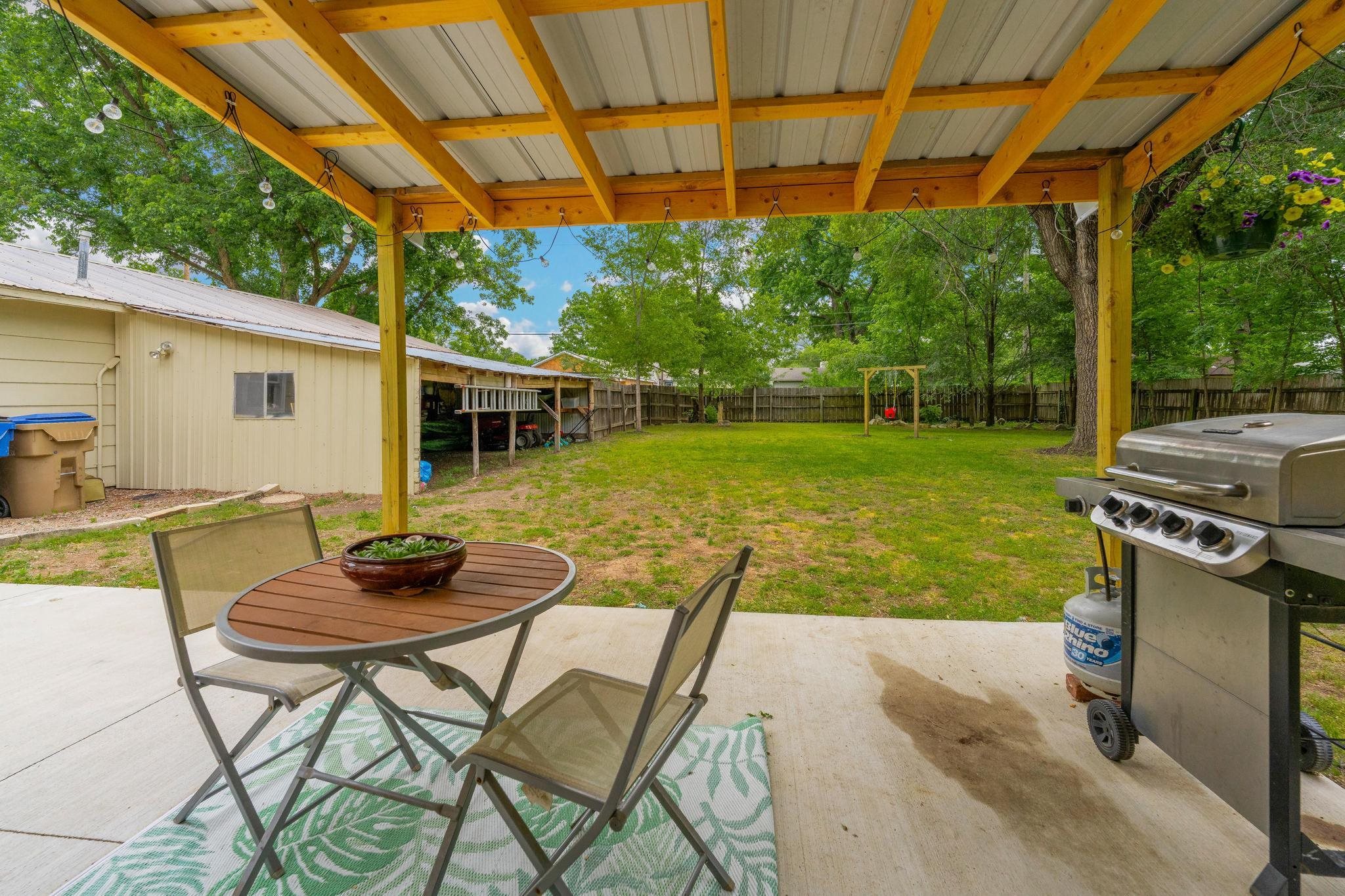 320 N Poplar Douglass KS 67039
