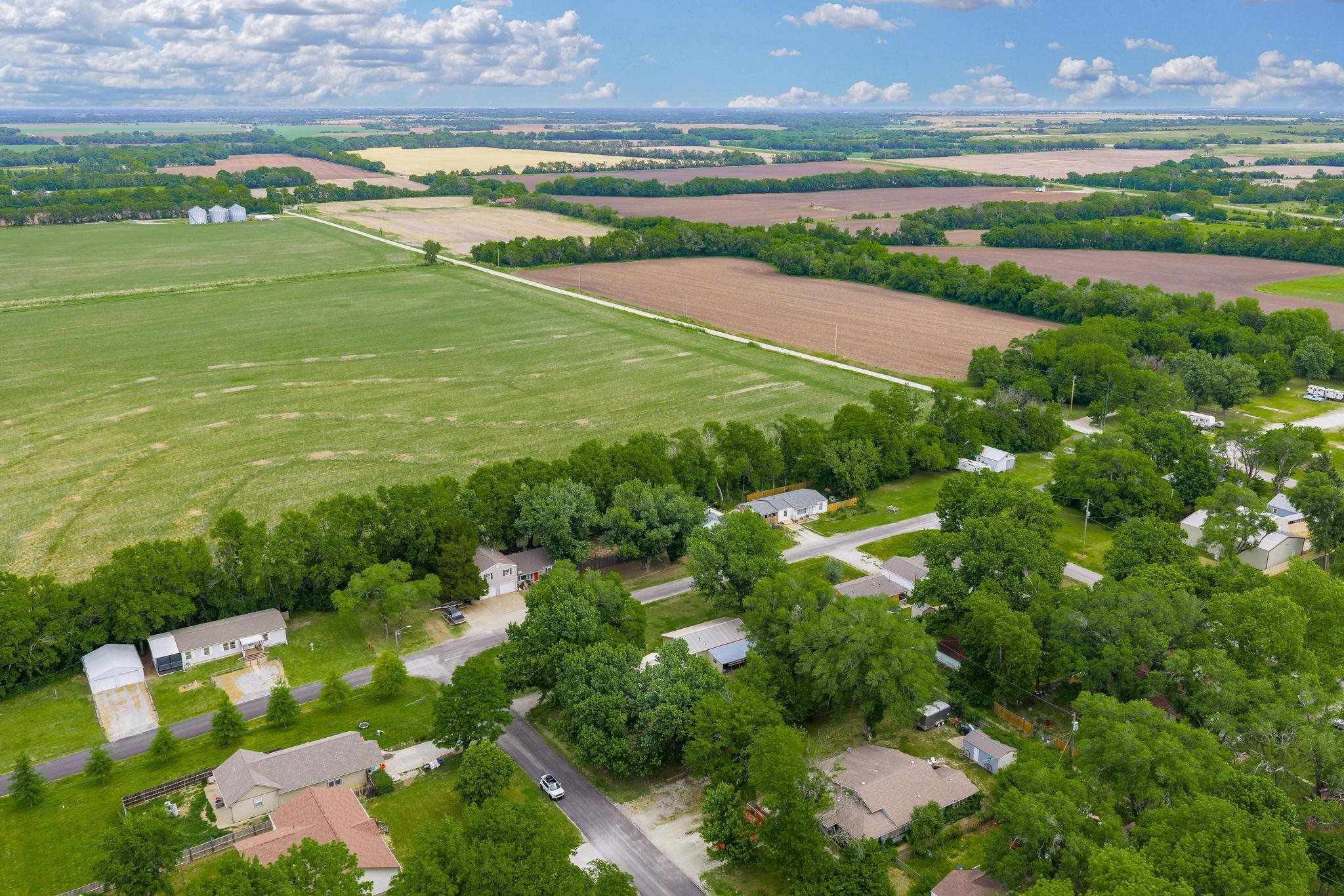 320 N Poplar Douglass KS 67039