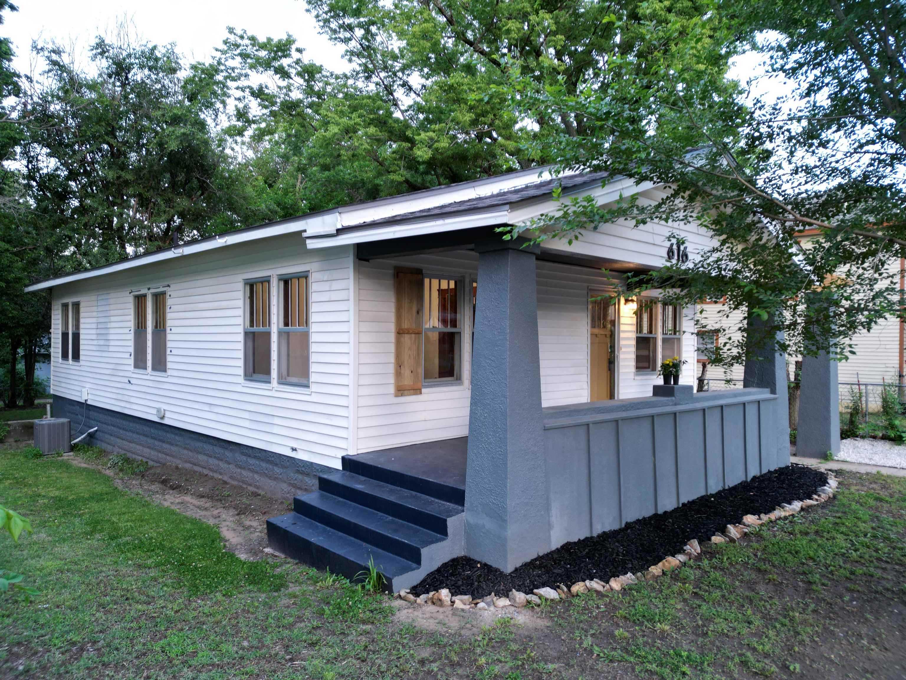 616 N 4th Street Arkansas City KS 67005