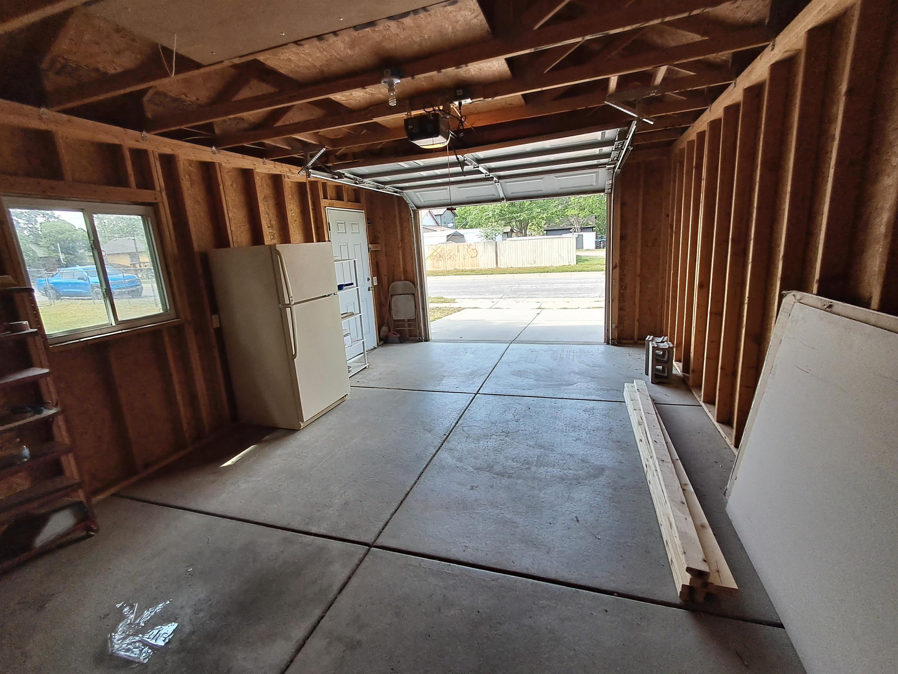 2260 N Woodland Wichita KS 67204