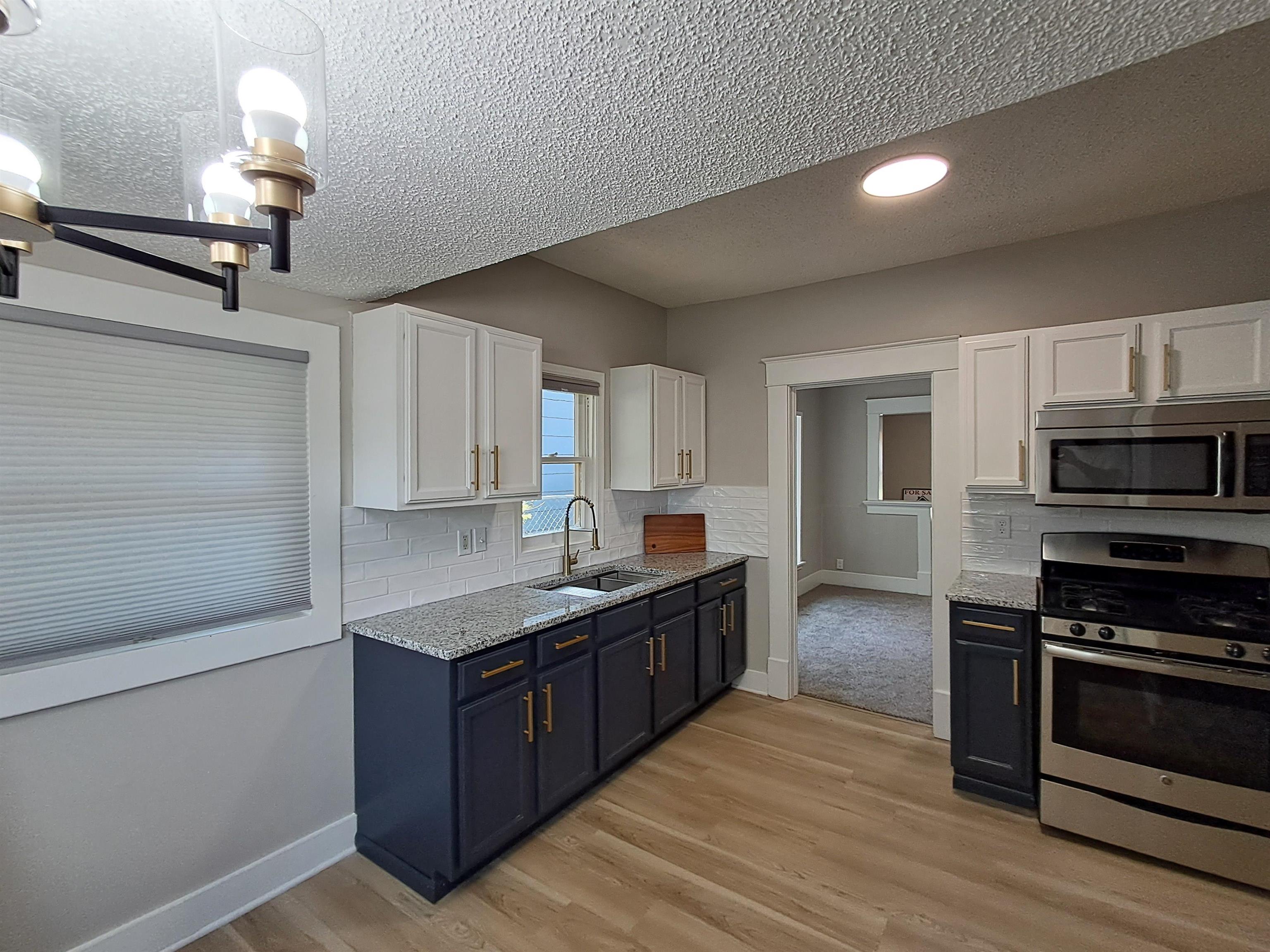 2260 N Woodland Wichita KS 67204