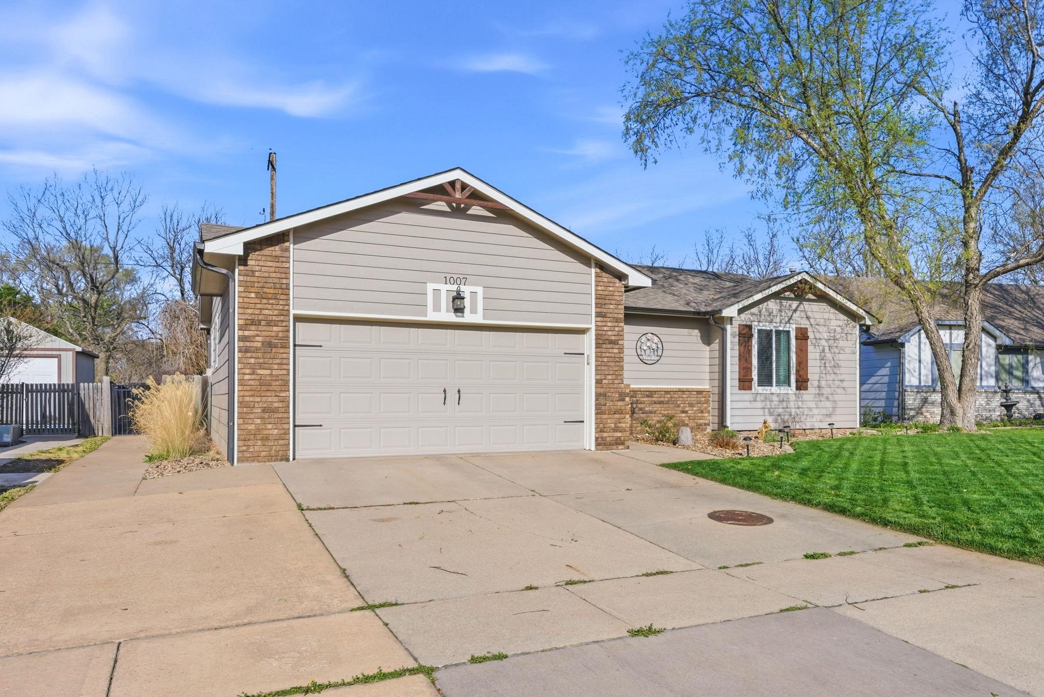 1007 N Pine Grove Street Wichita KS 67212
