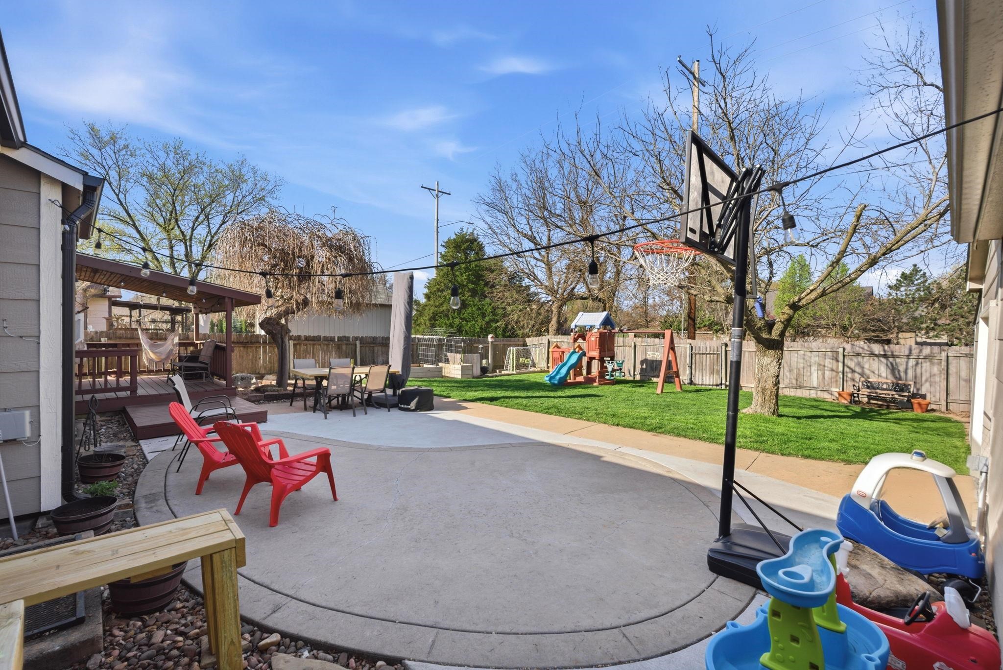 1007 N Pine Grove Street Wichita KS 67212