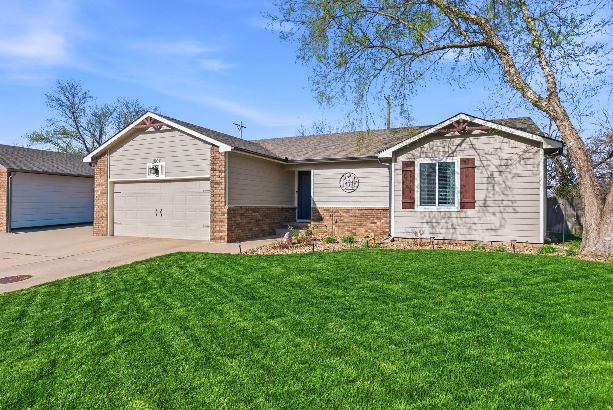 1007 N Pine Grove Street Wichita KS 67212
