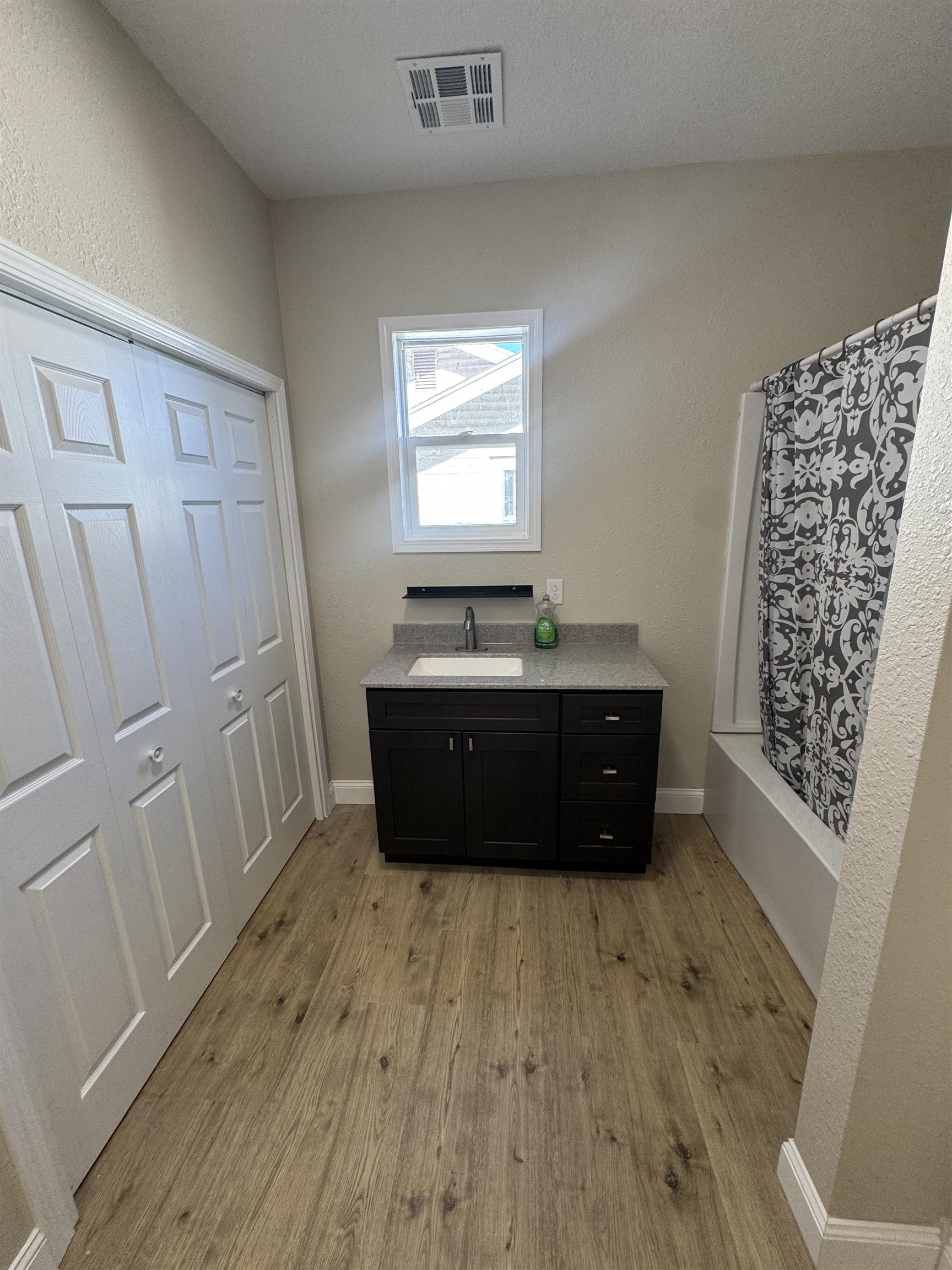 402 N Sycamore Eureka KS 67045