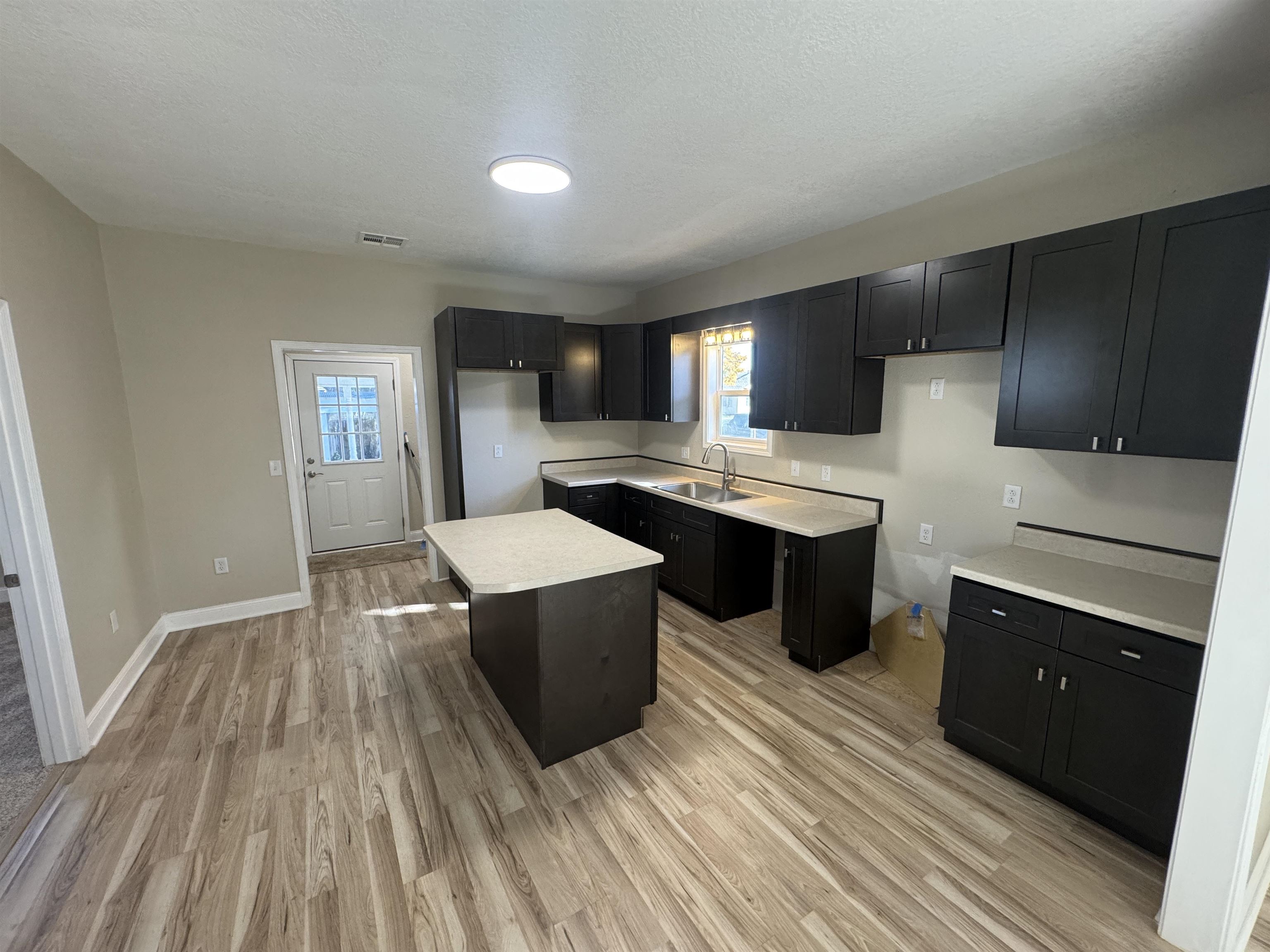 402 N Sycamore Eureka KS 67045