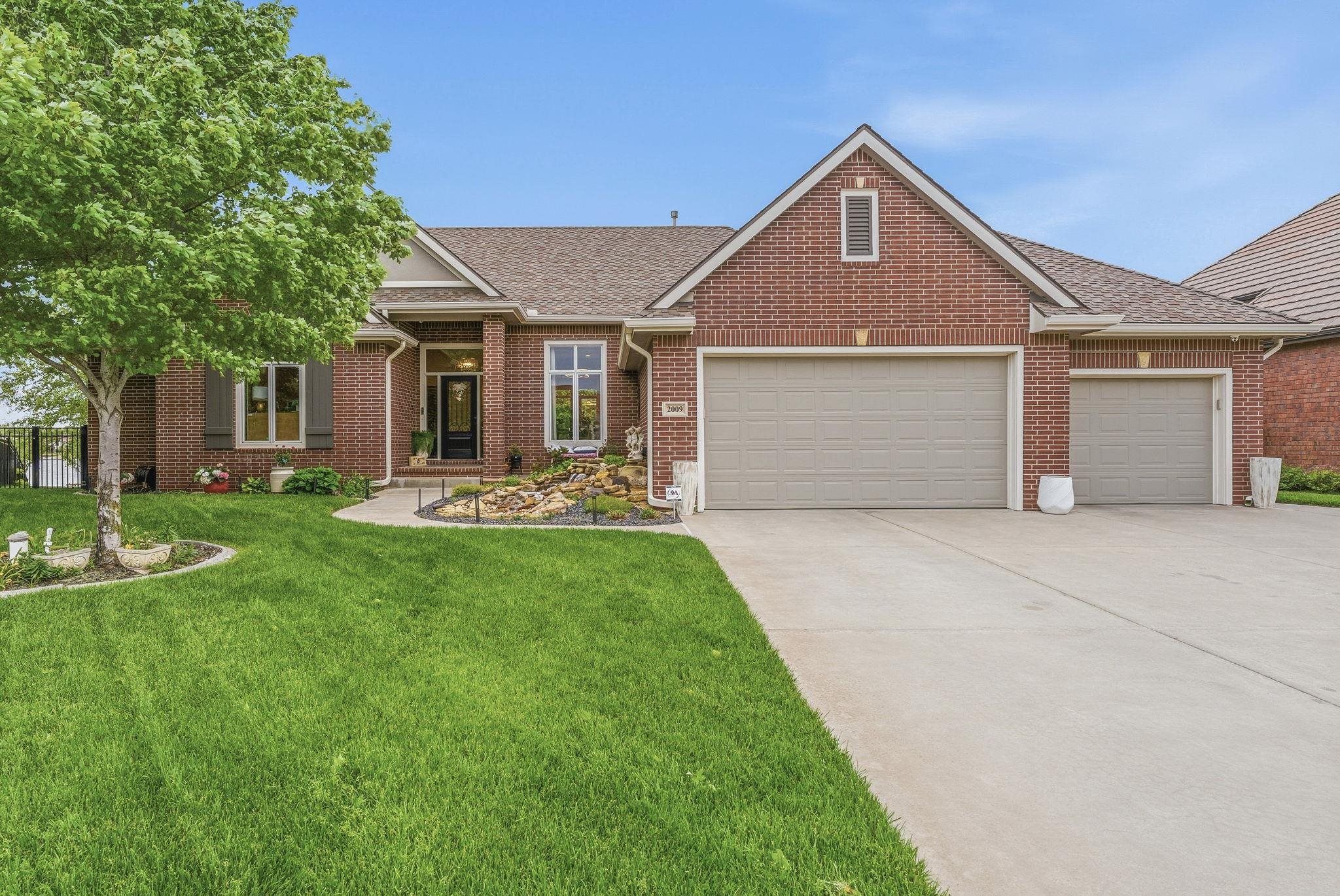 2009 W Harborlight Court Wichita KS 67204