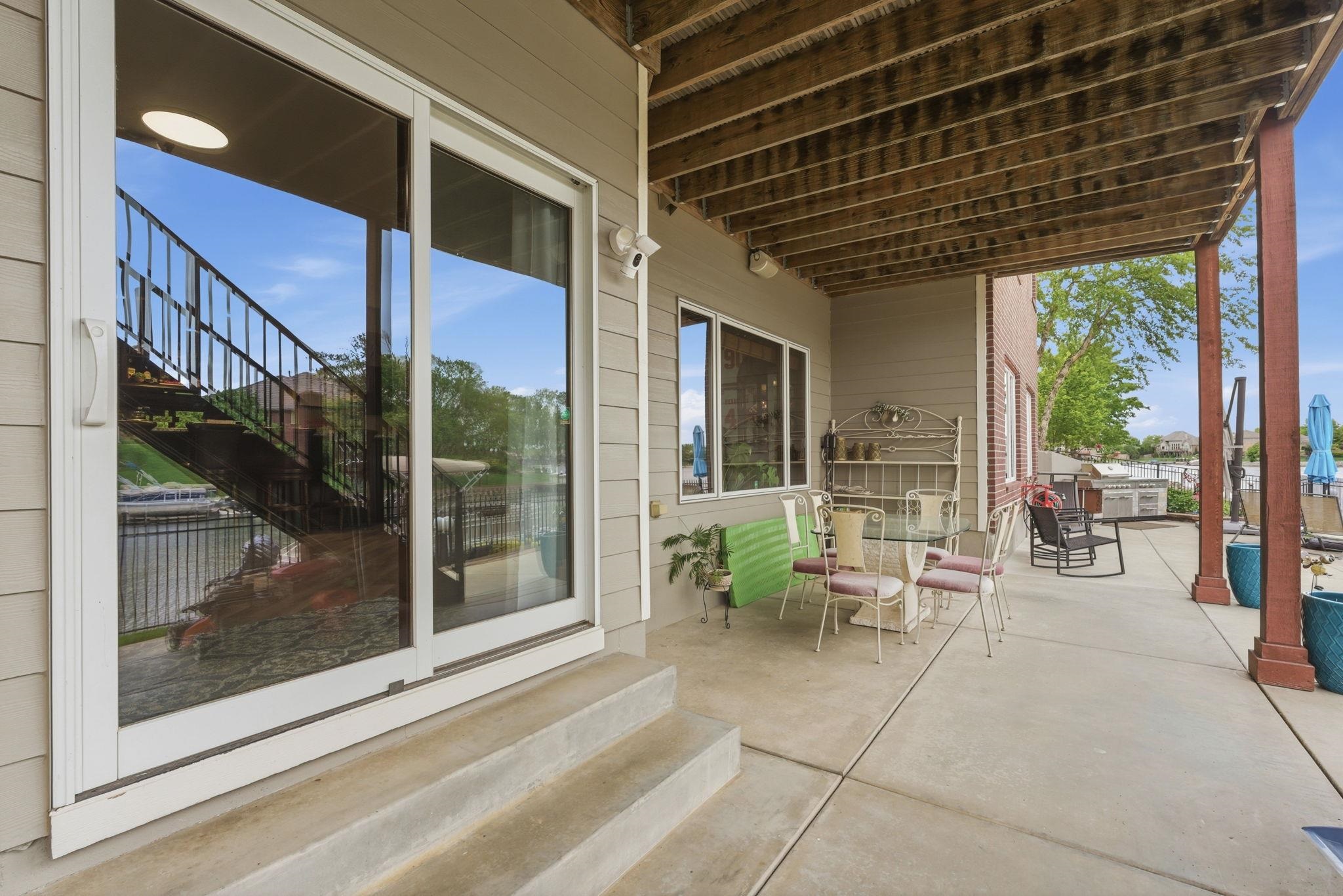 2009 W Harborlight Court Wichita KS 67204