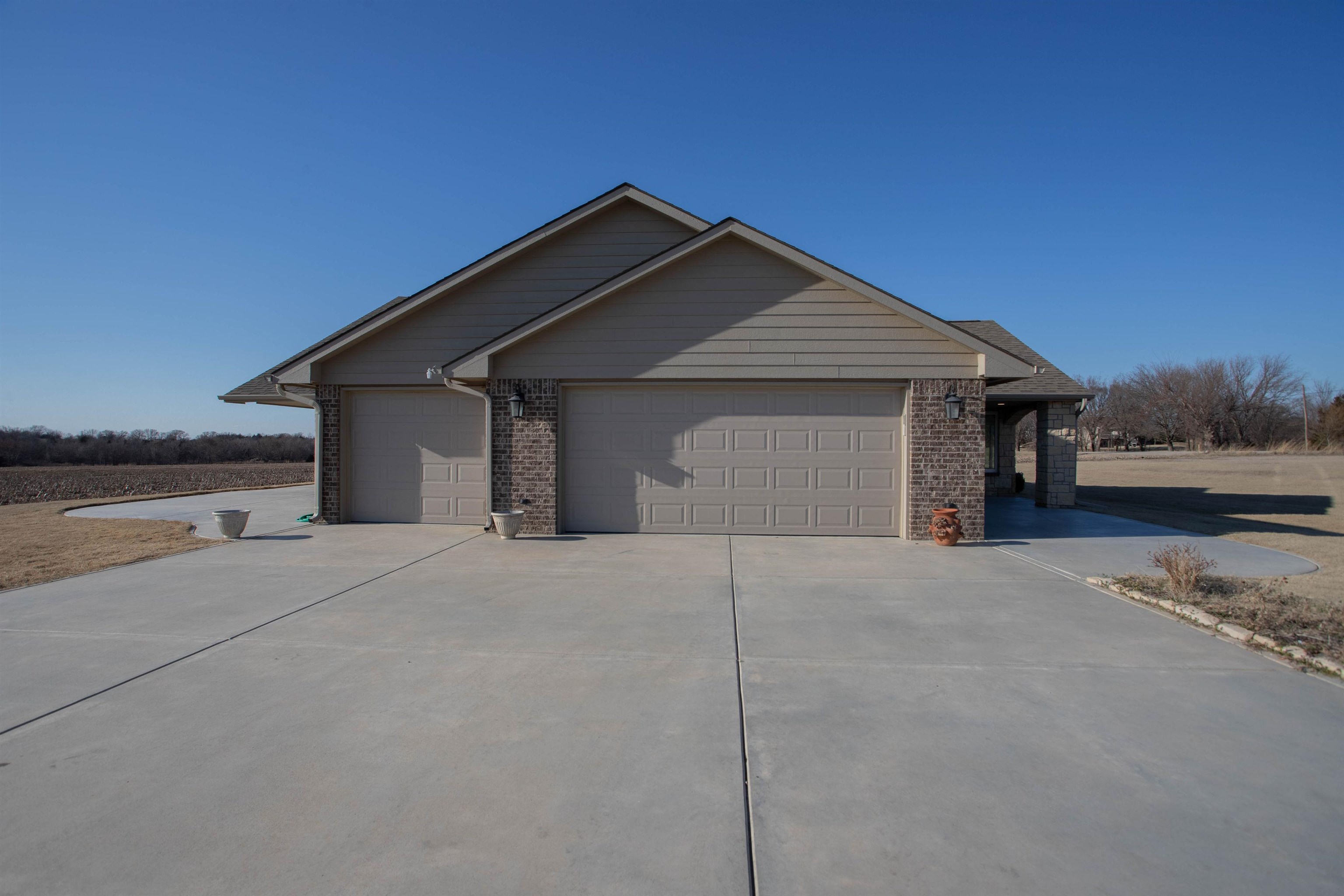 13181 75th Road Winfield KS 67156