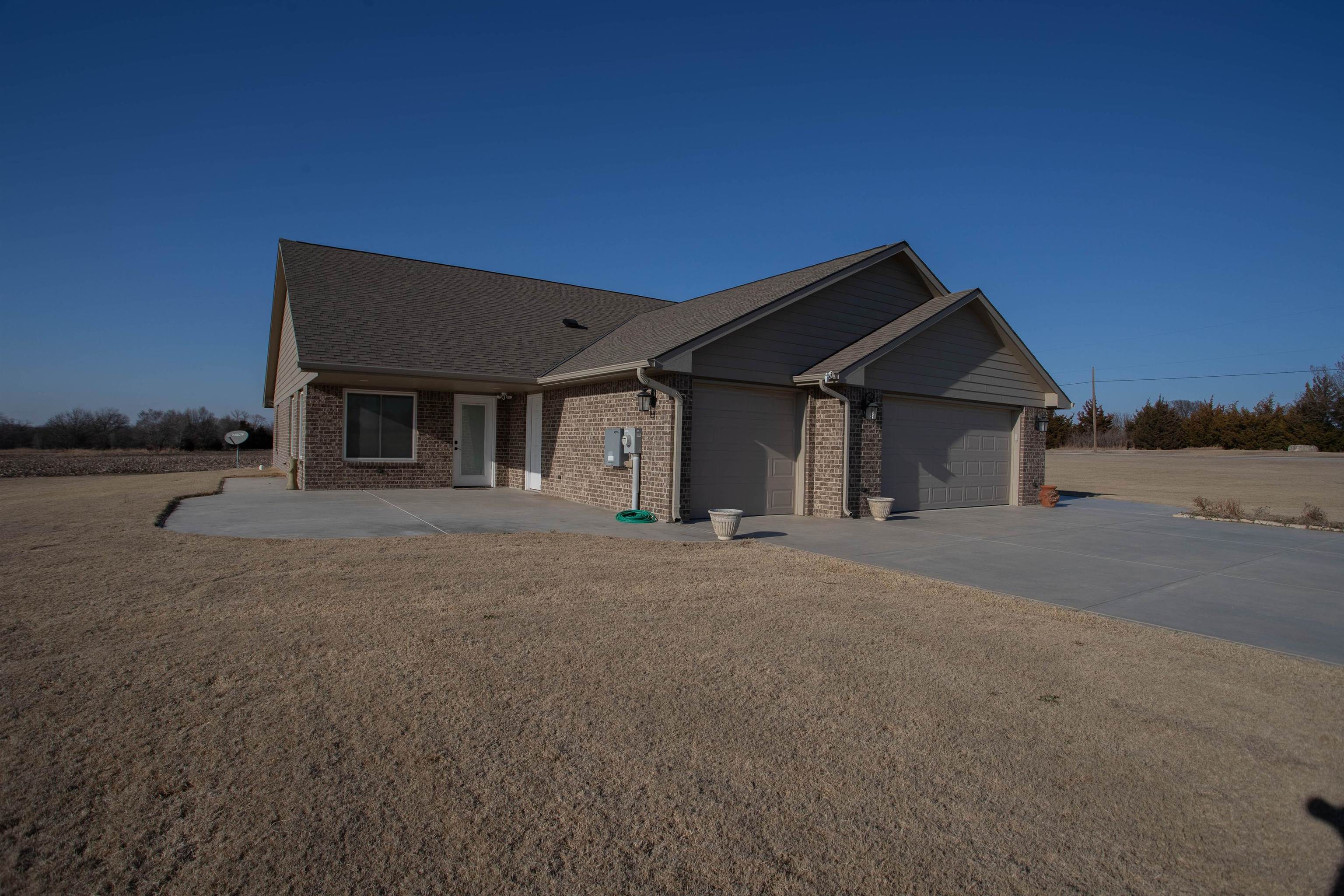13181 75th Road Winfield KS 67156