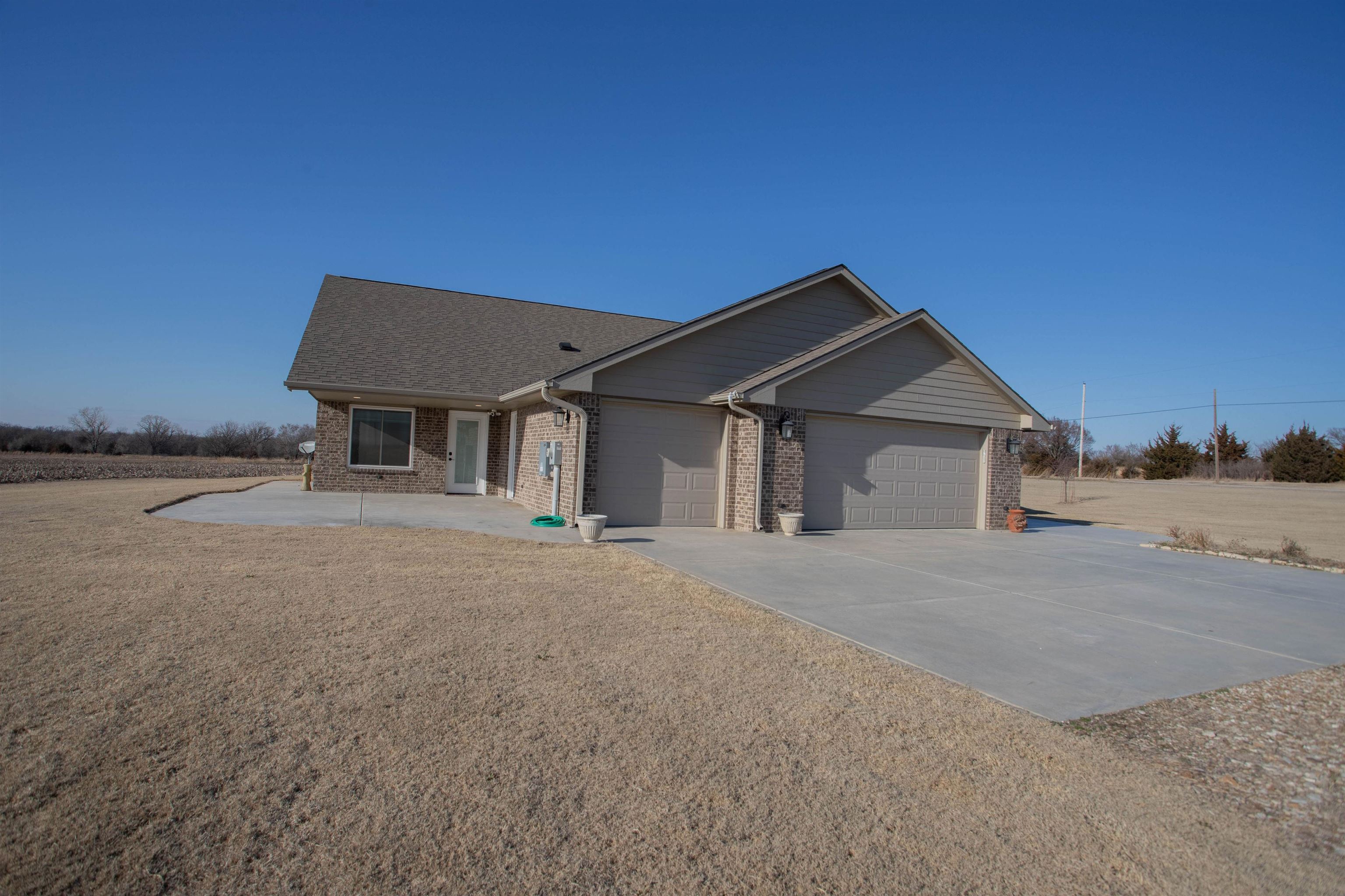 13181 75th Road Winfield KS 67156