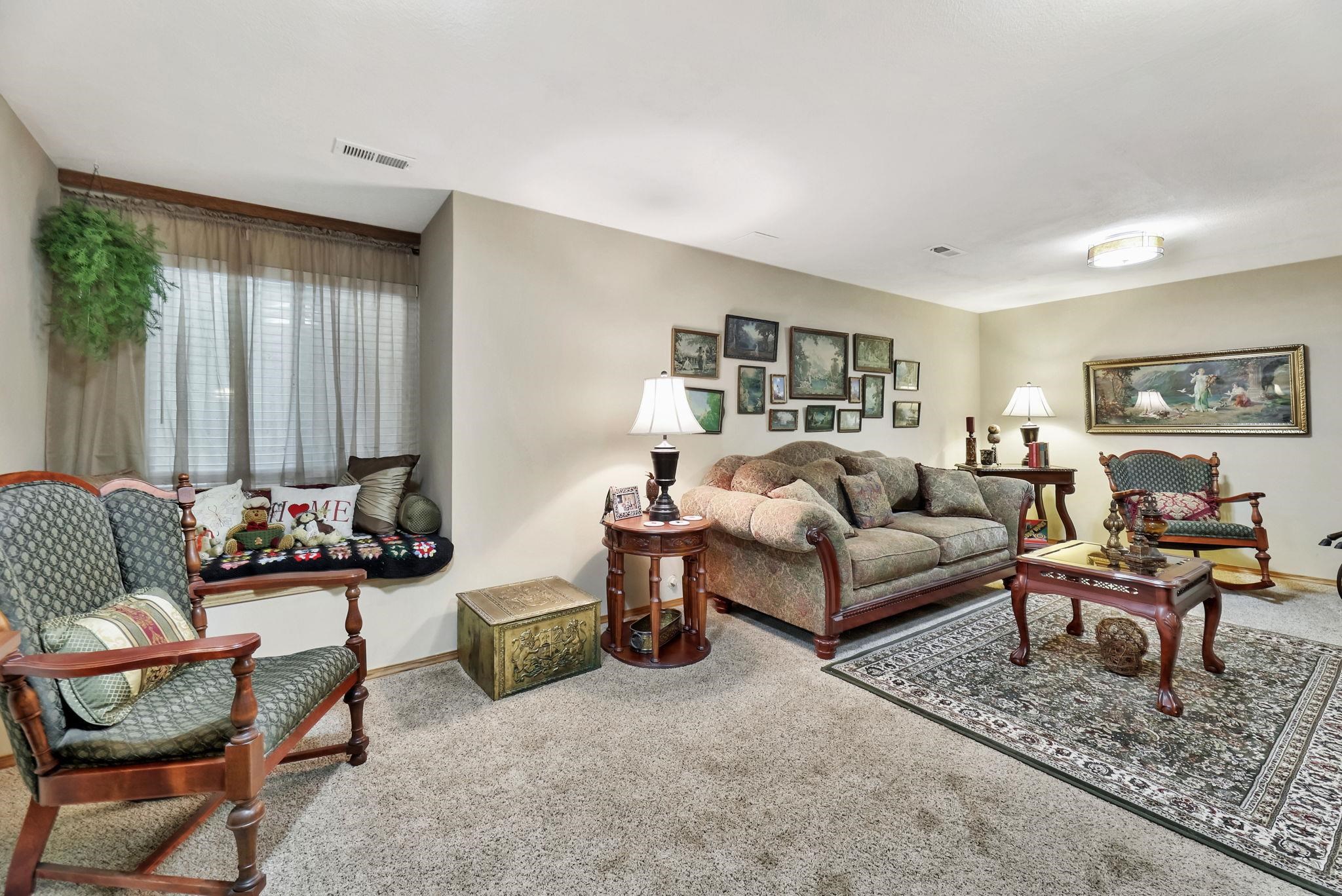 1947 N Marlin Court Andover KS 67002