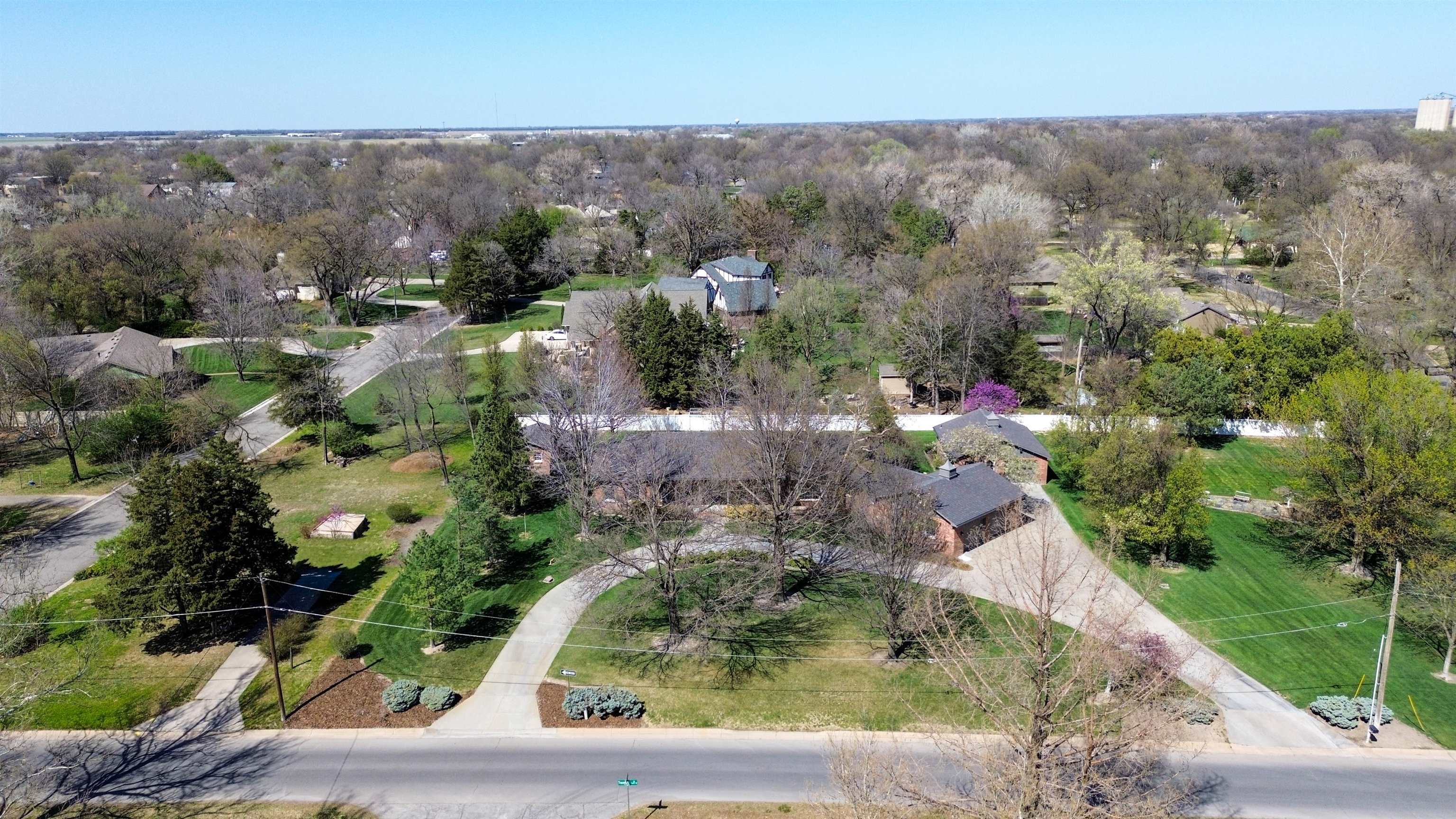 514 W 12th Street Newton KS 67114