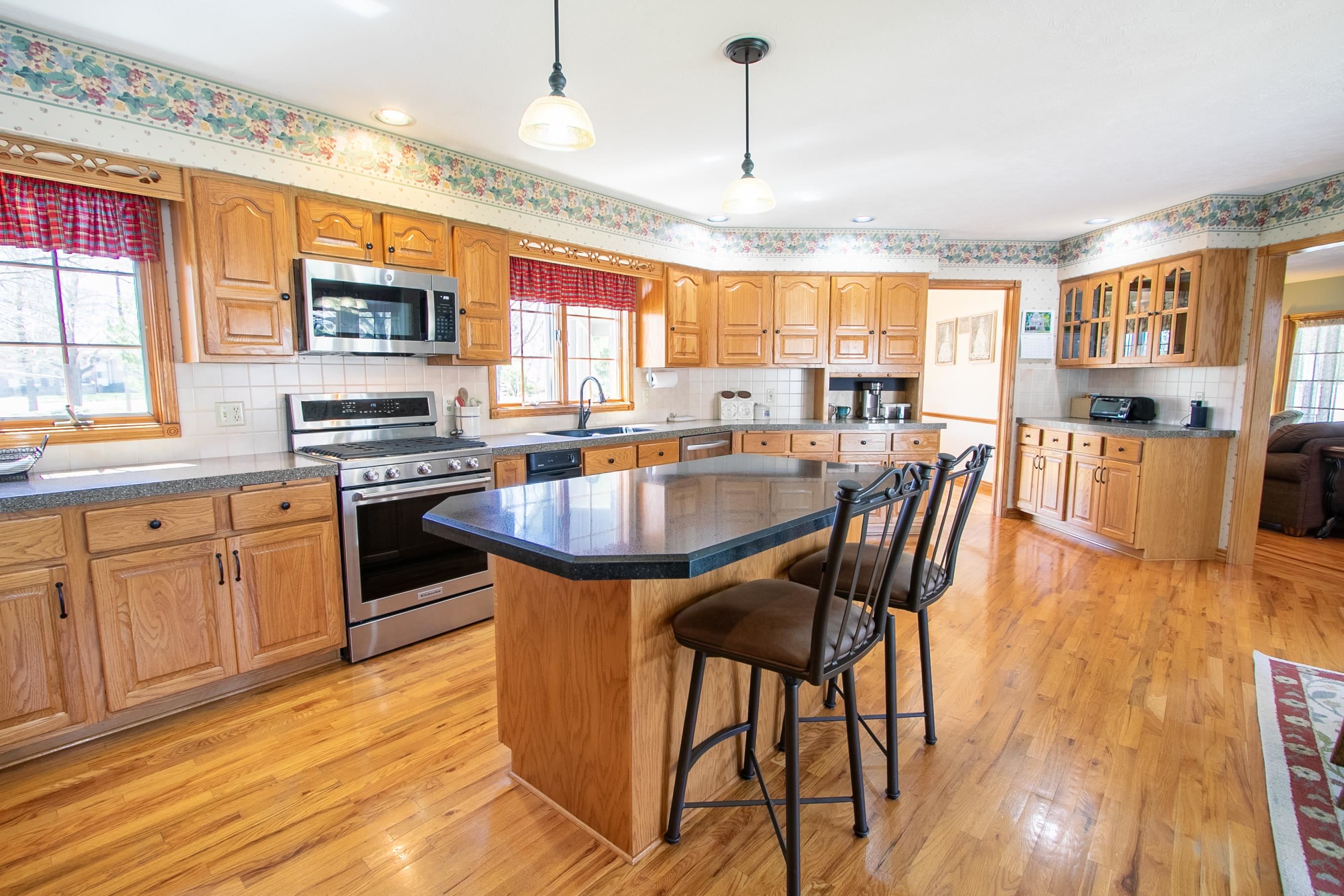 514 W 12th Street Newton KS 67114