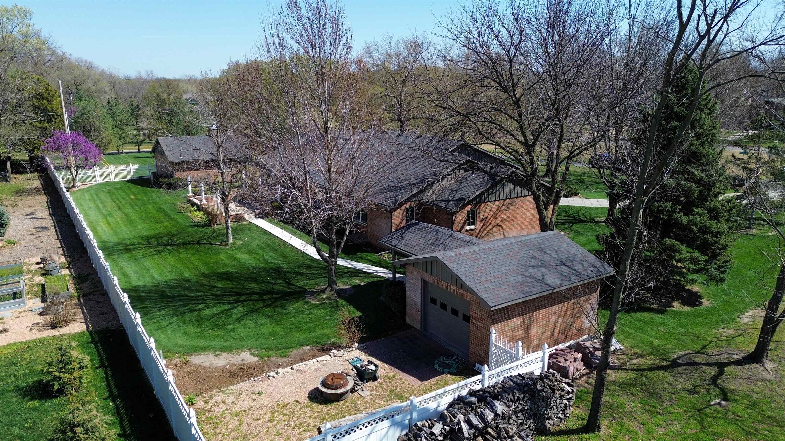 514 W 12th Street Newton KS 67114