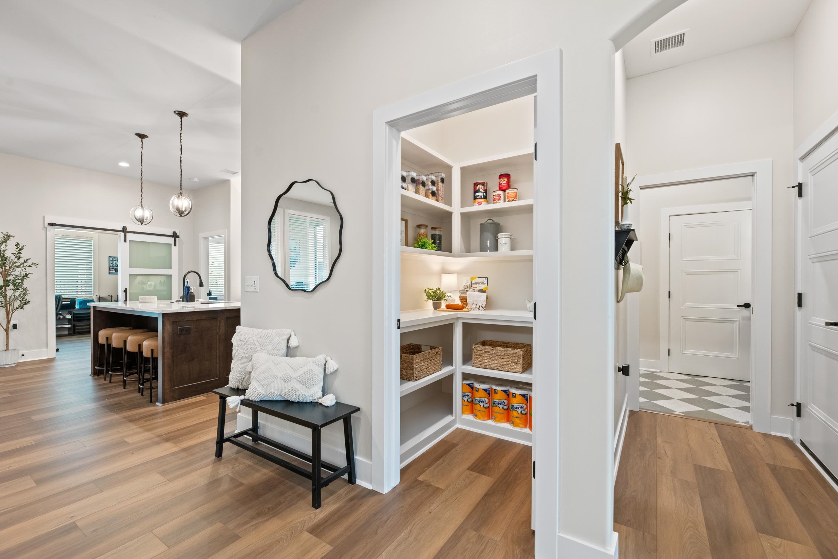 810 N Thornton Court Wichita KS 67235