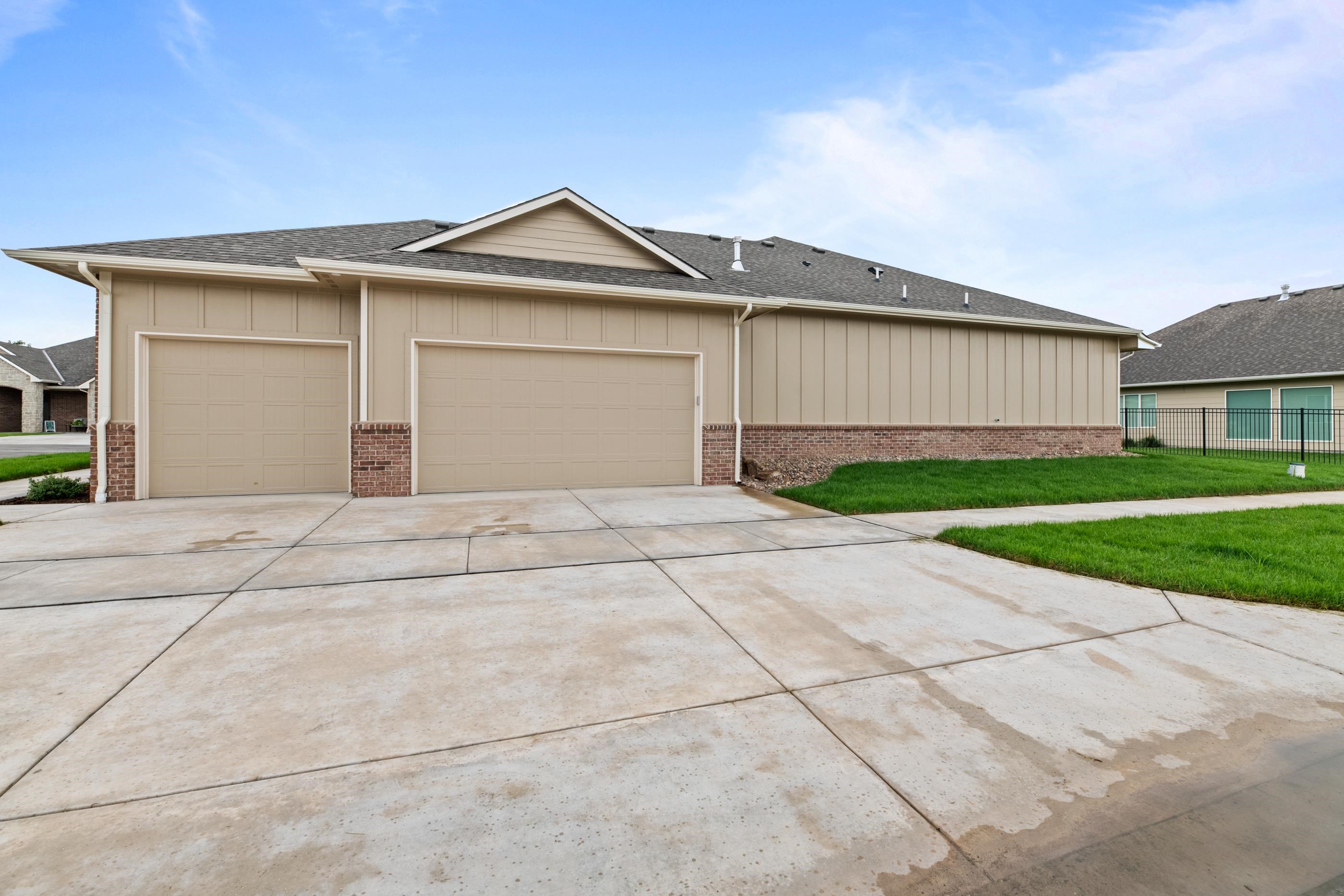 810 N Thornton Court Wichita KS 67235