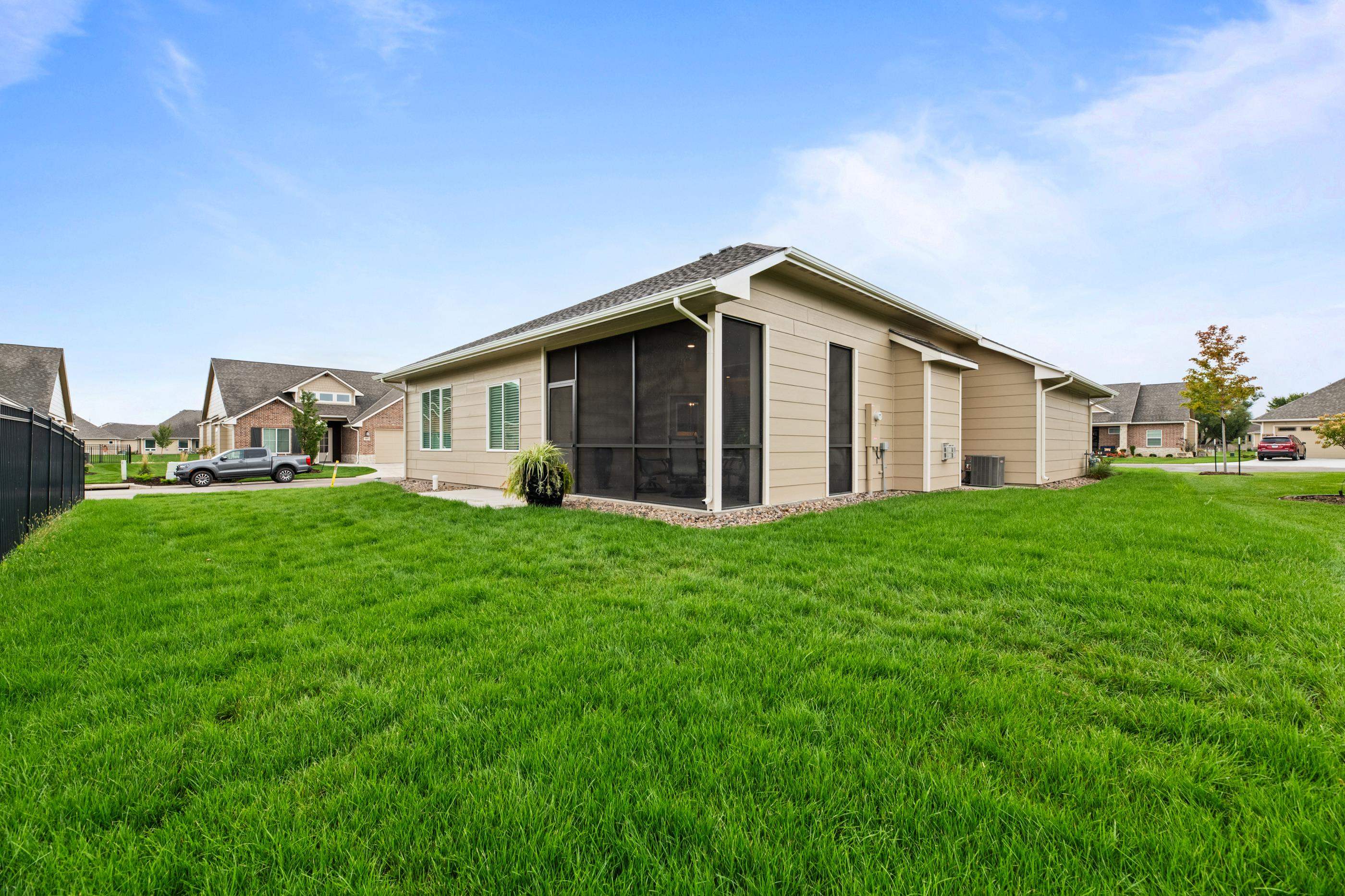 810 N Thornton Court Wichita KS 67235