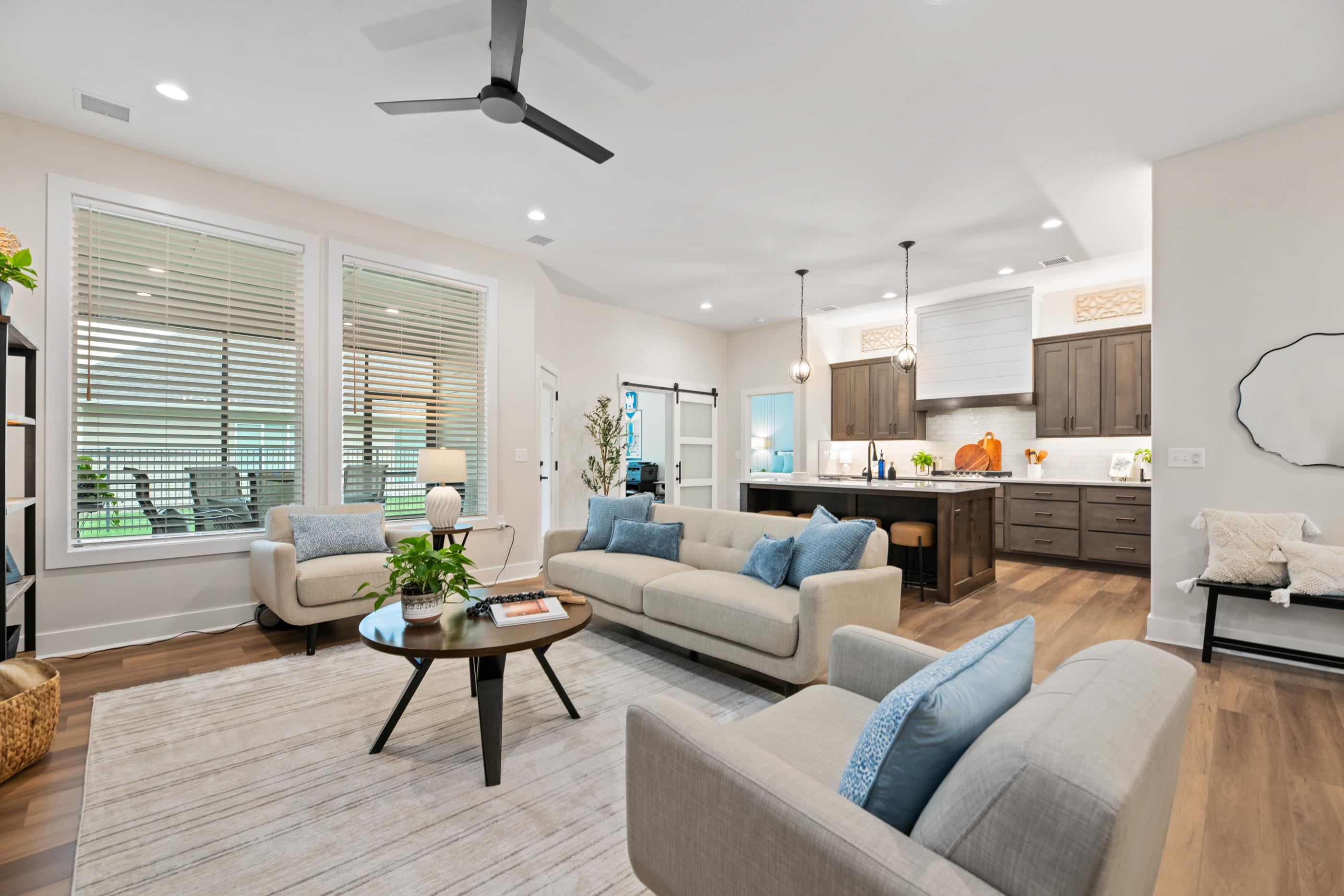810 N Thornton Court Wichita KS 67235