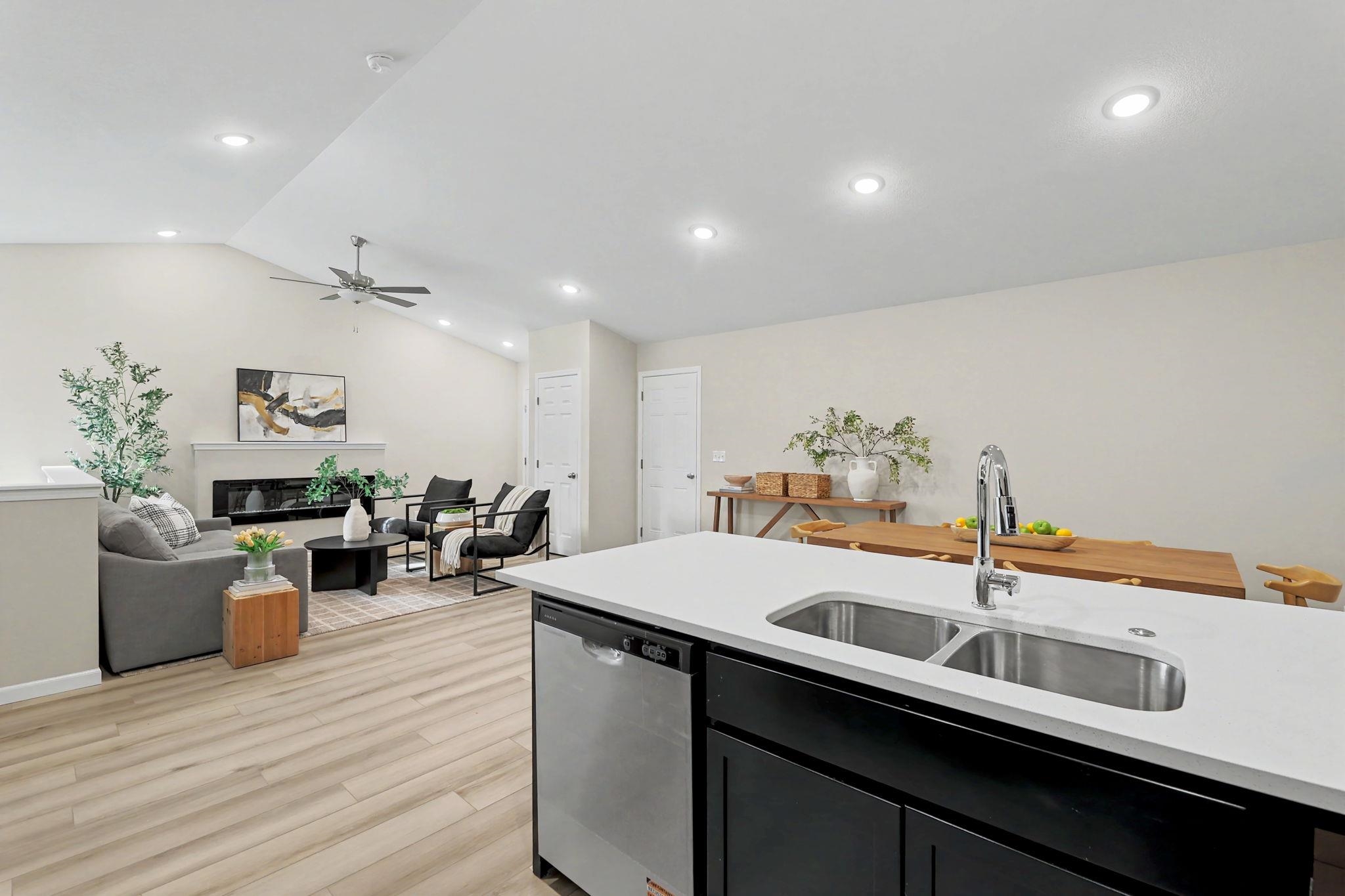 9285 E Fox Pointe Bel Aire KS 67226
