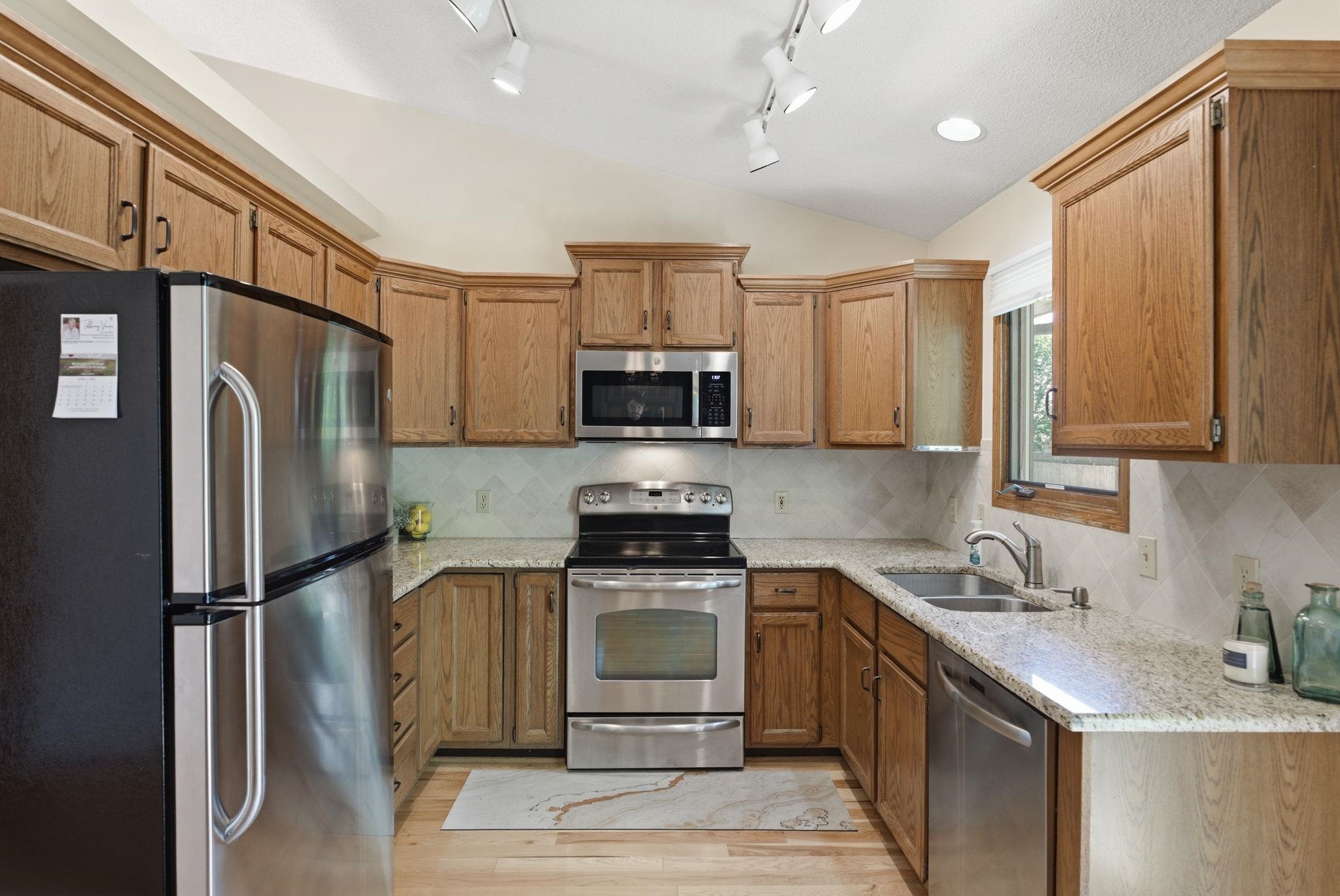 4554 N Eagle Lake Drive Bel Aire KS 67220