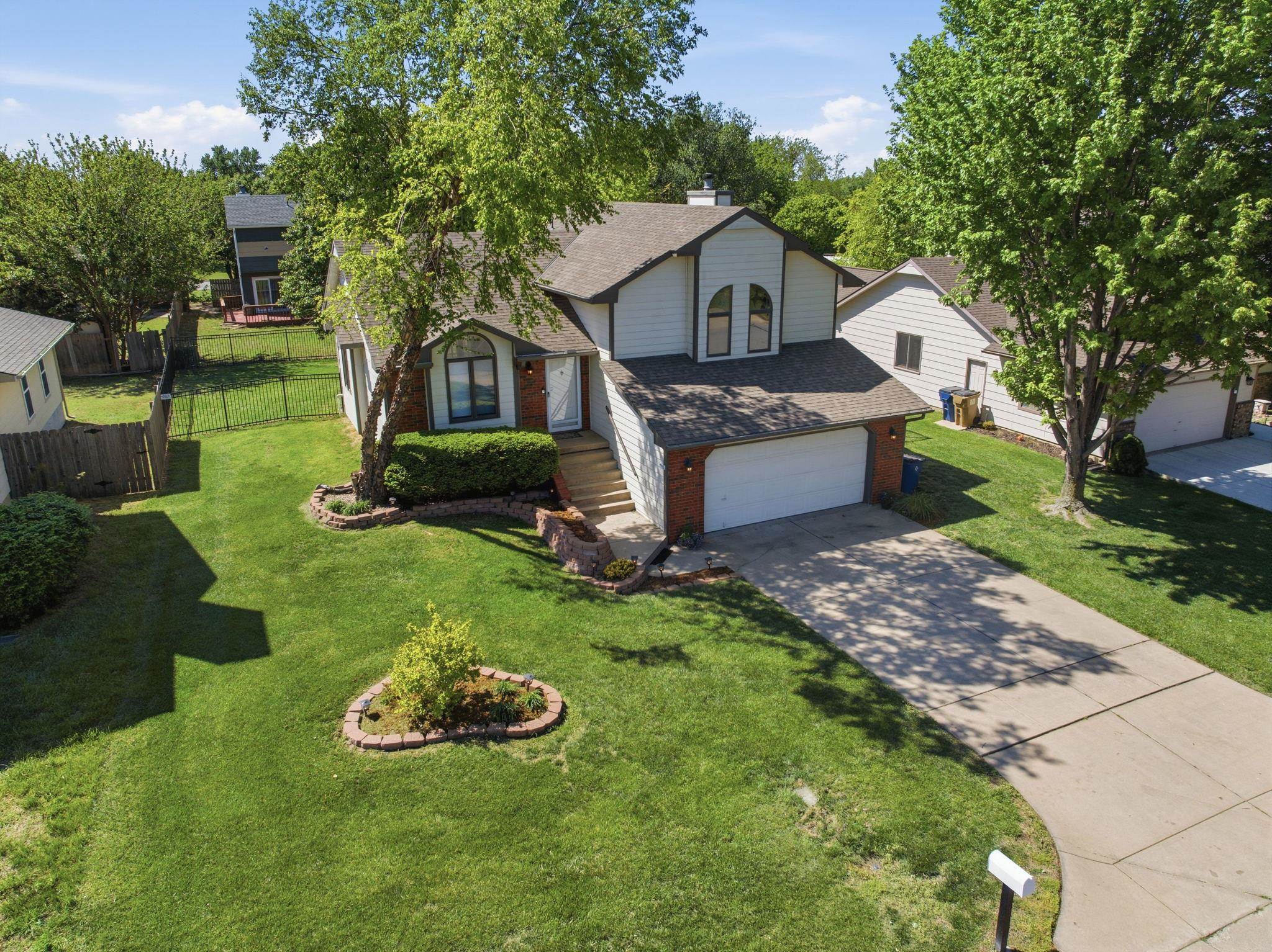 4554 N Eagle Lake Drive Bel Aire KS 67220