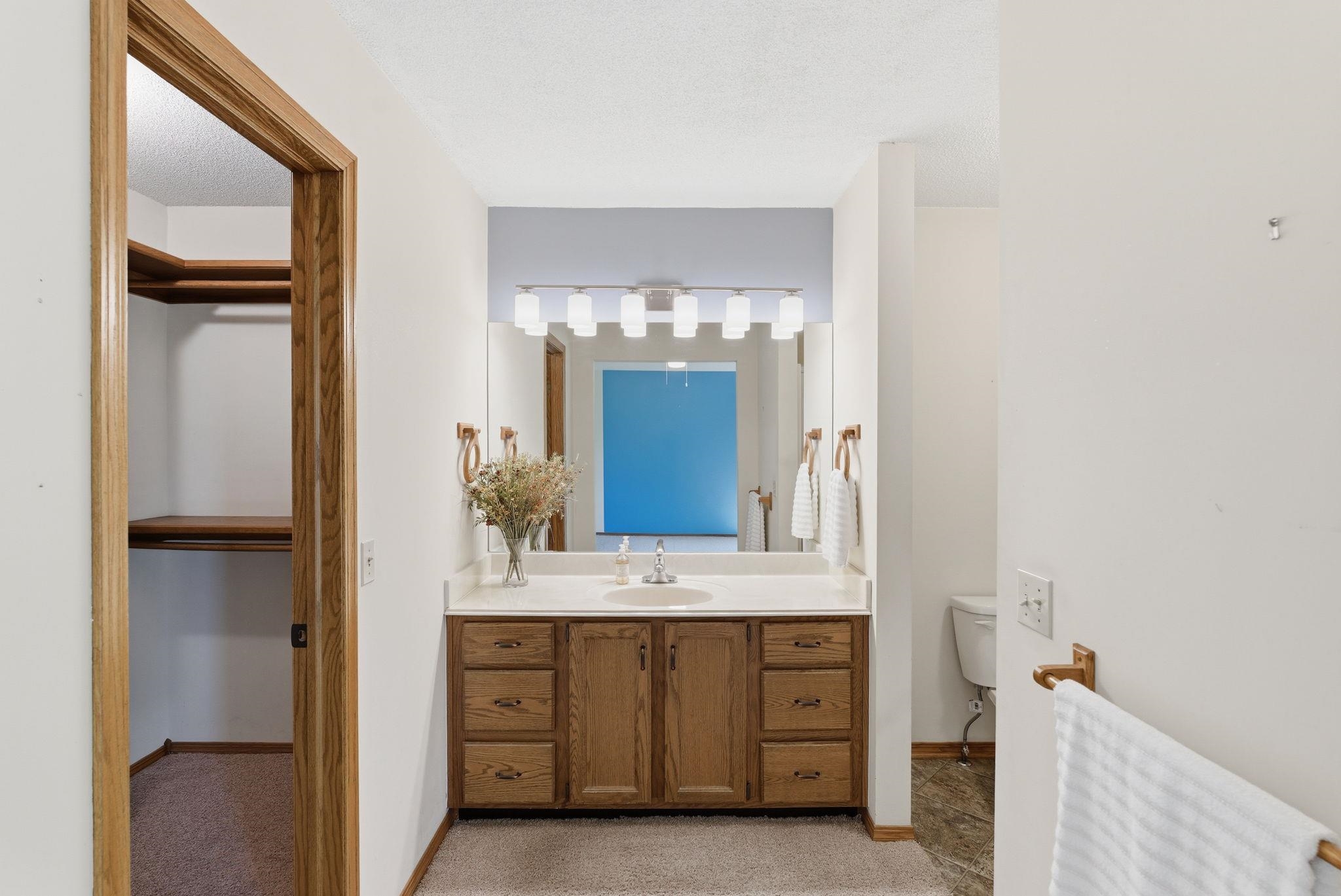 4554 N Eagle Lake Drive Bel Aire KS 67220