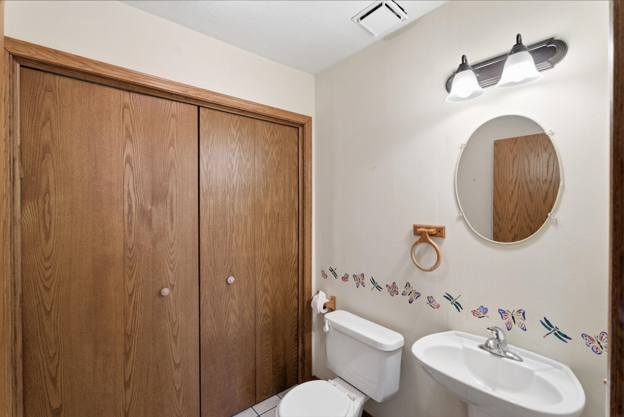 4554 N Eagle Lake Drive Bel Aire KS 67220