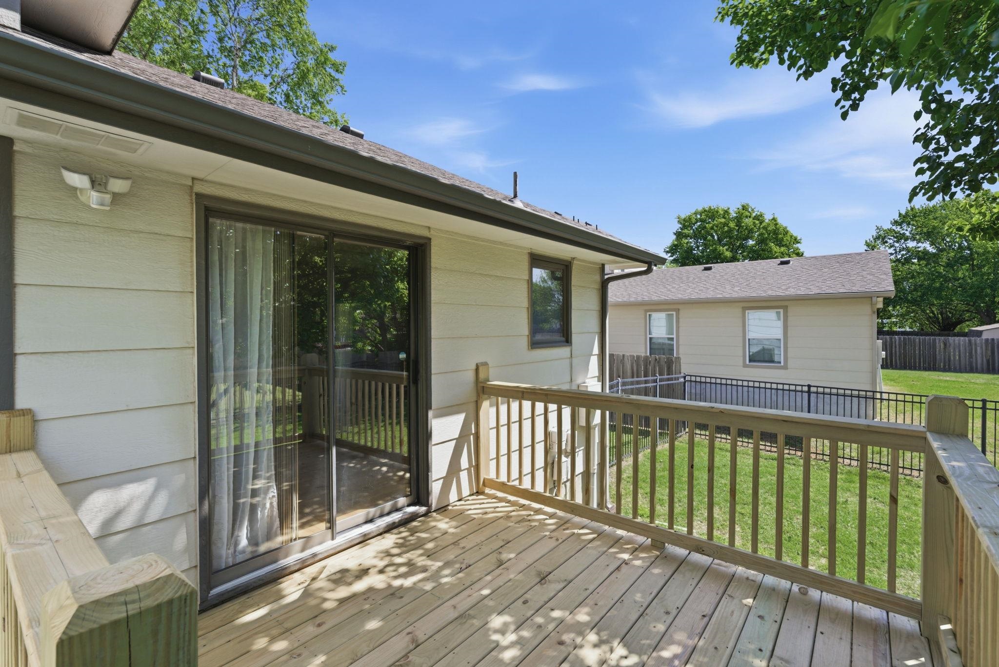 4554 N Eagle Lake Drive Bel Aire KS 67220