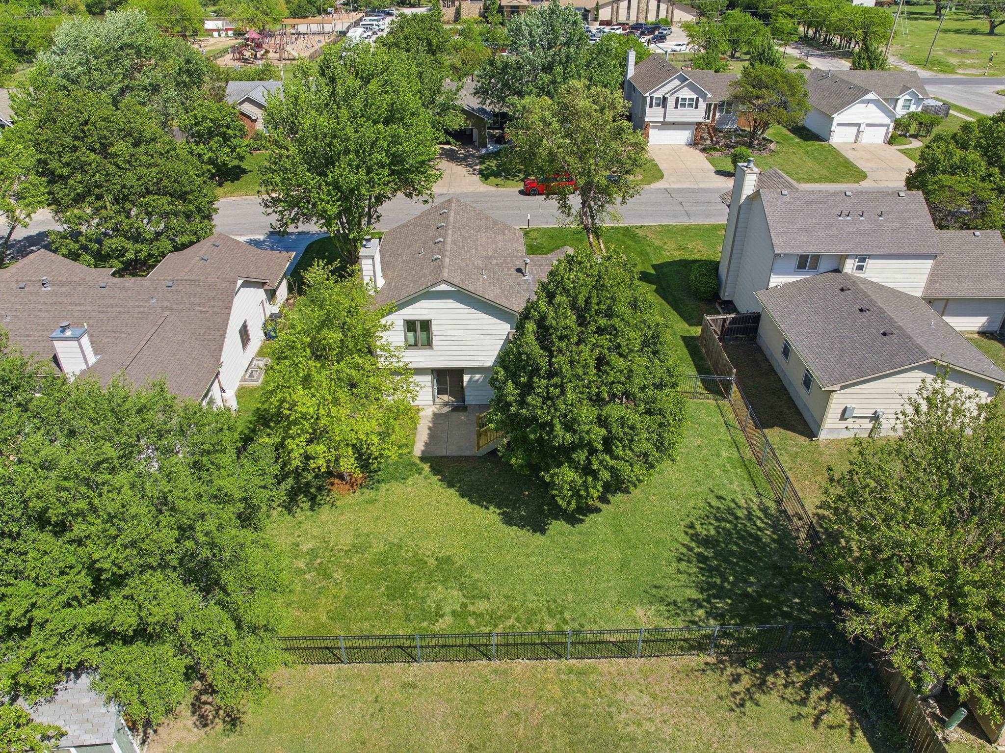 4554 N Eagle Lake Drive Bel Aire KS 67220