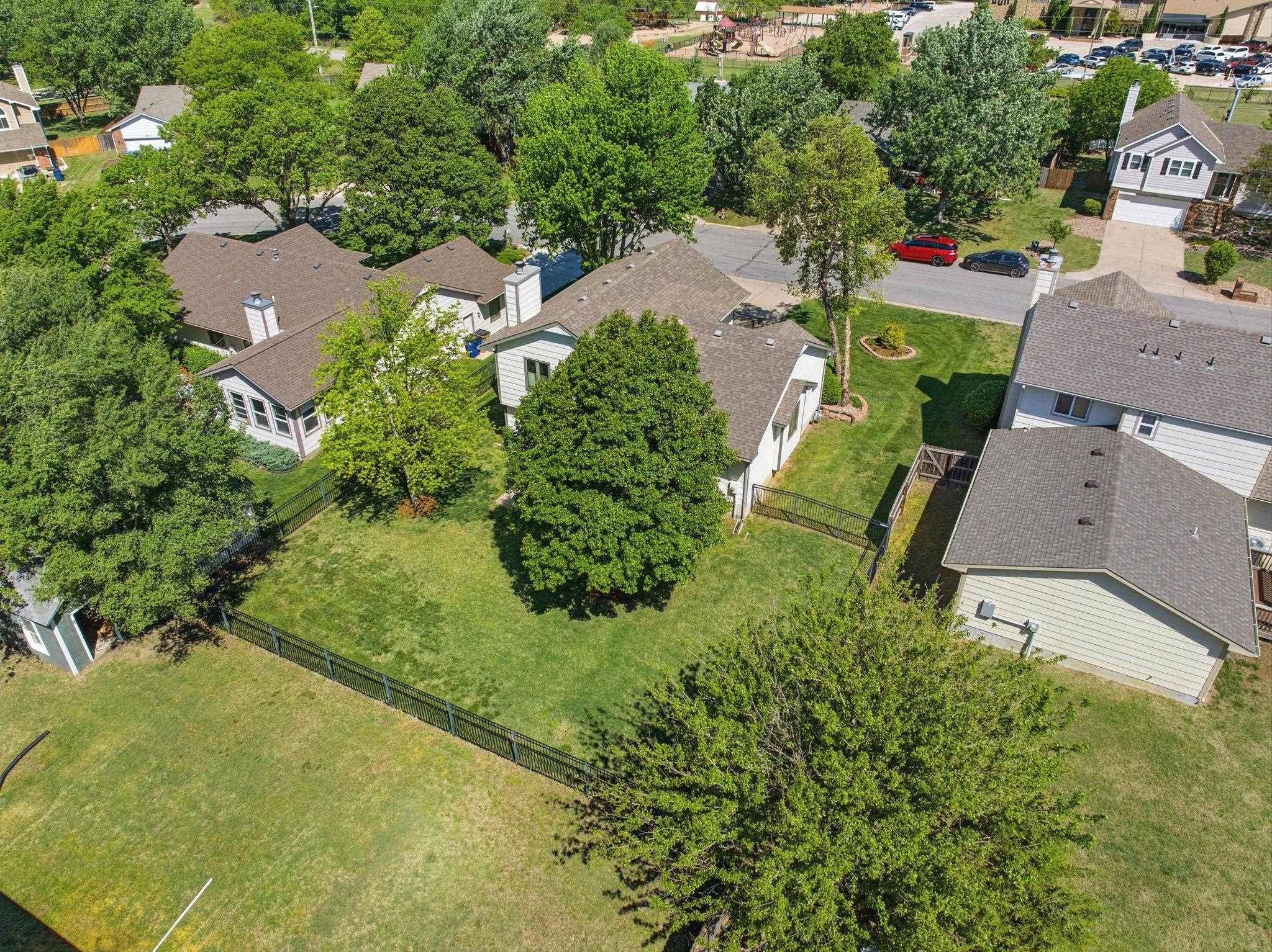 4554 N Eagle Lake Drive Bel Aire KS 67220