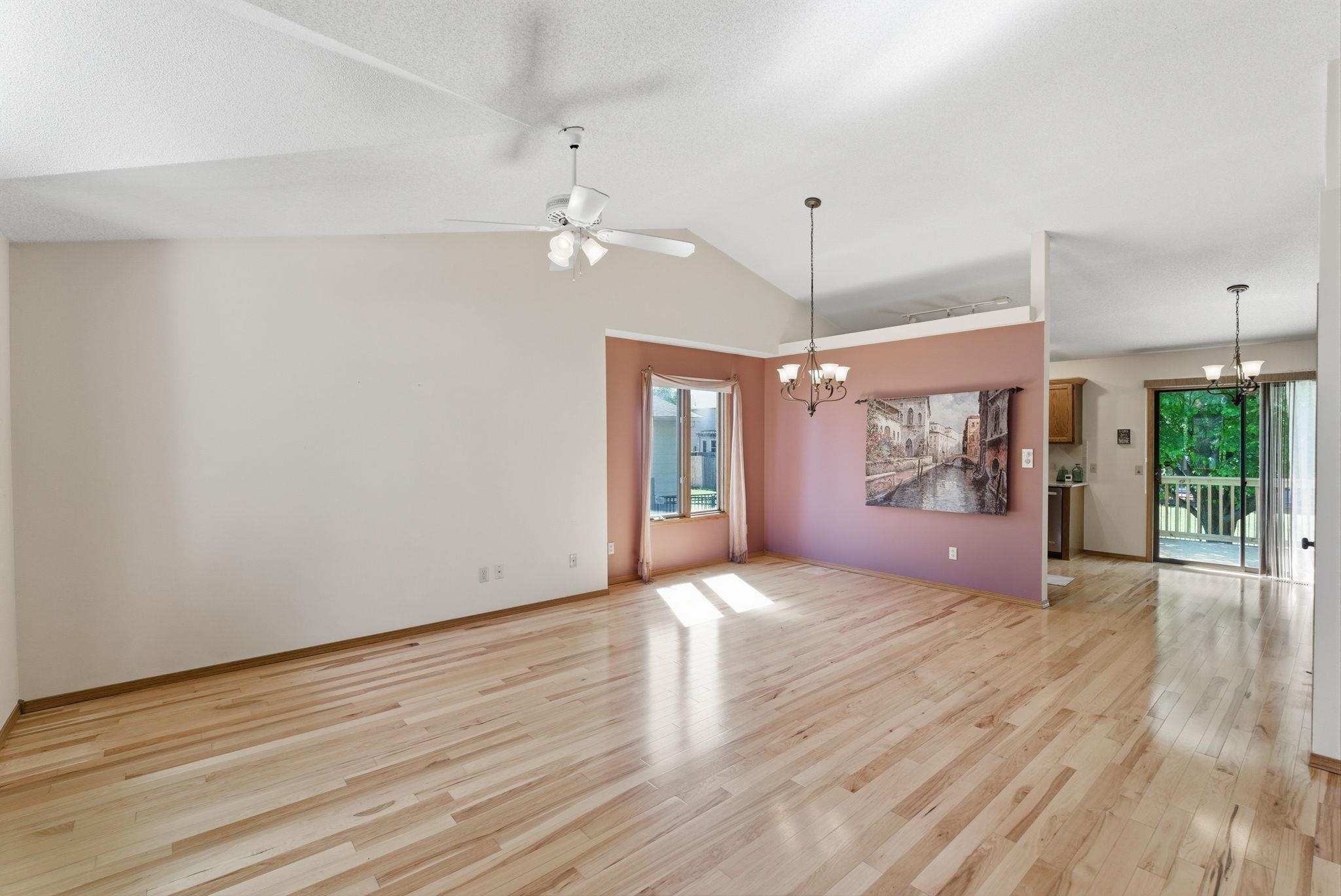 4554 N Eagle Lake Drive Bel Aire KS 67220