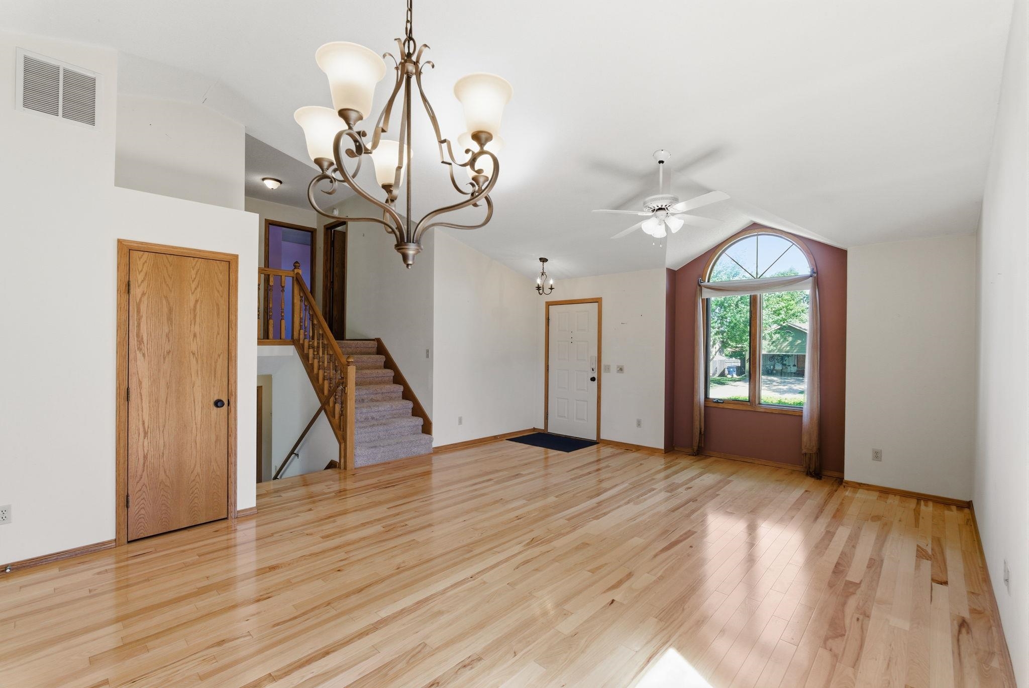 4554 N Eagle Lake Drive Bel Aire KS 67220