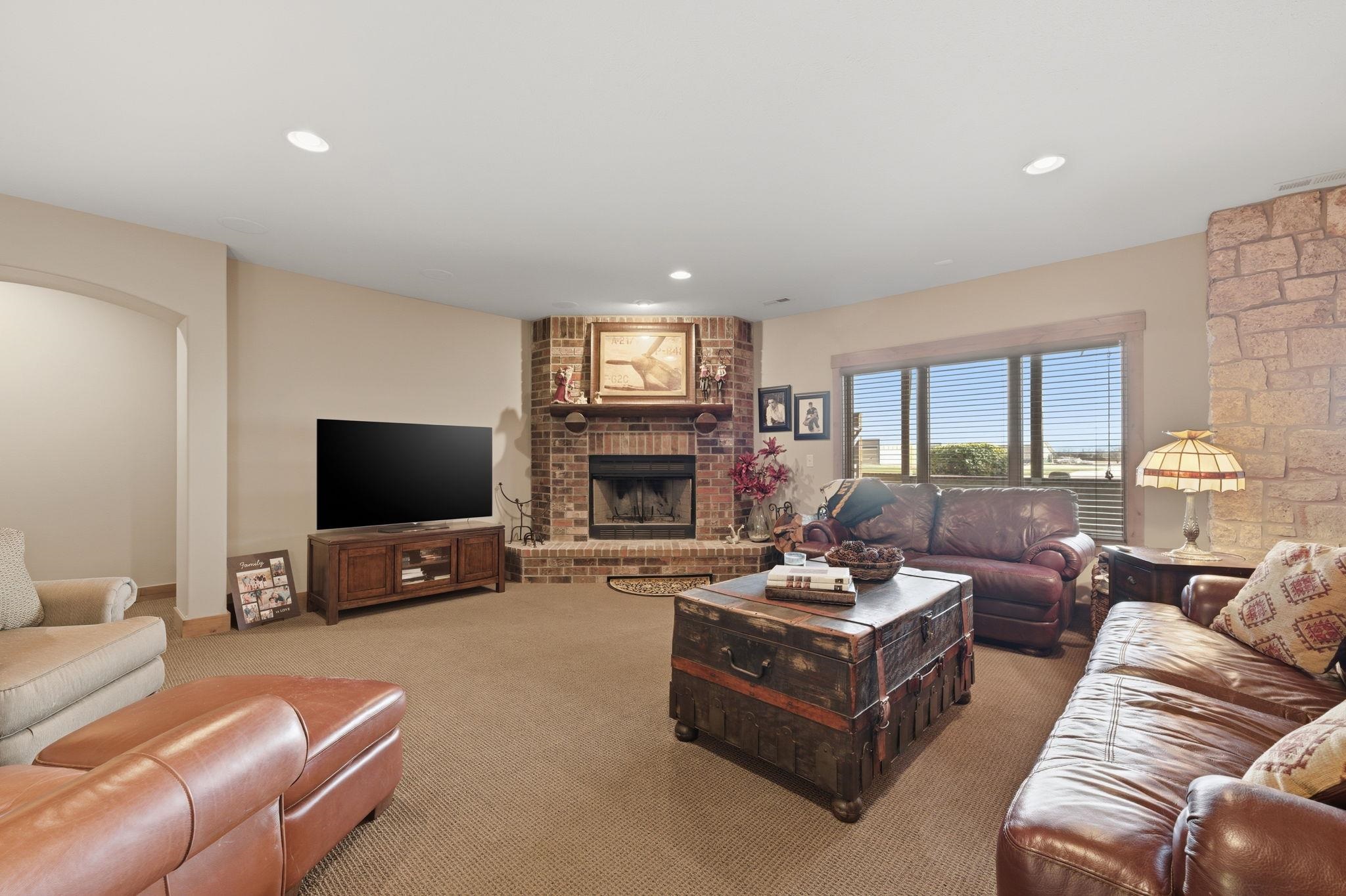 1640 S Lloyd Stearman Drive Benton KS 67017