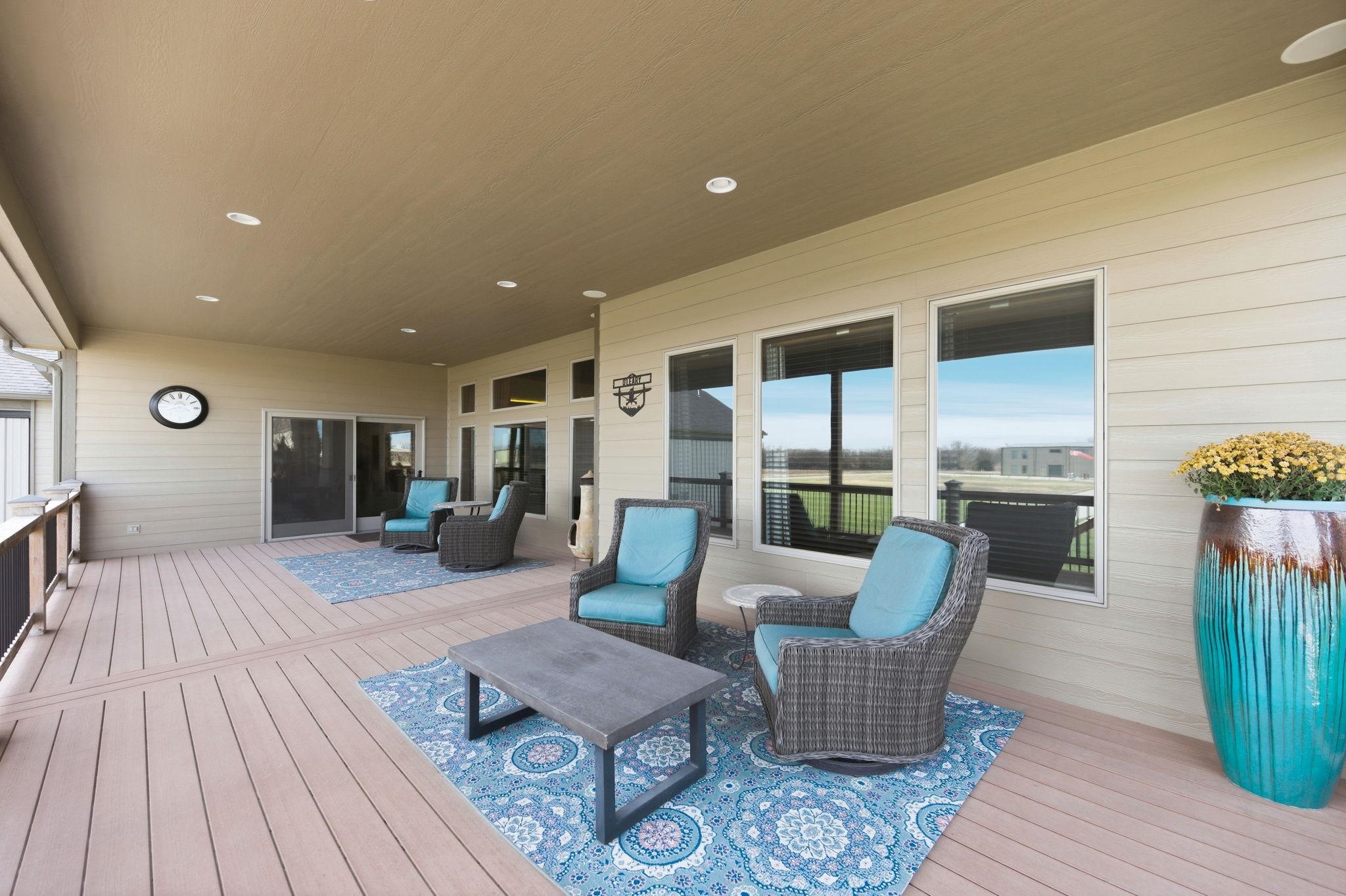 1640 S Lloyd Stearman Drive Benton KS 67017