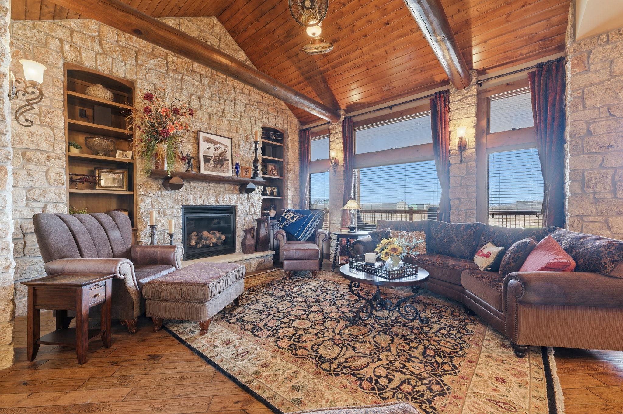 1640 S Lloyd Stearman Drive Benton KS 67017