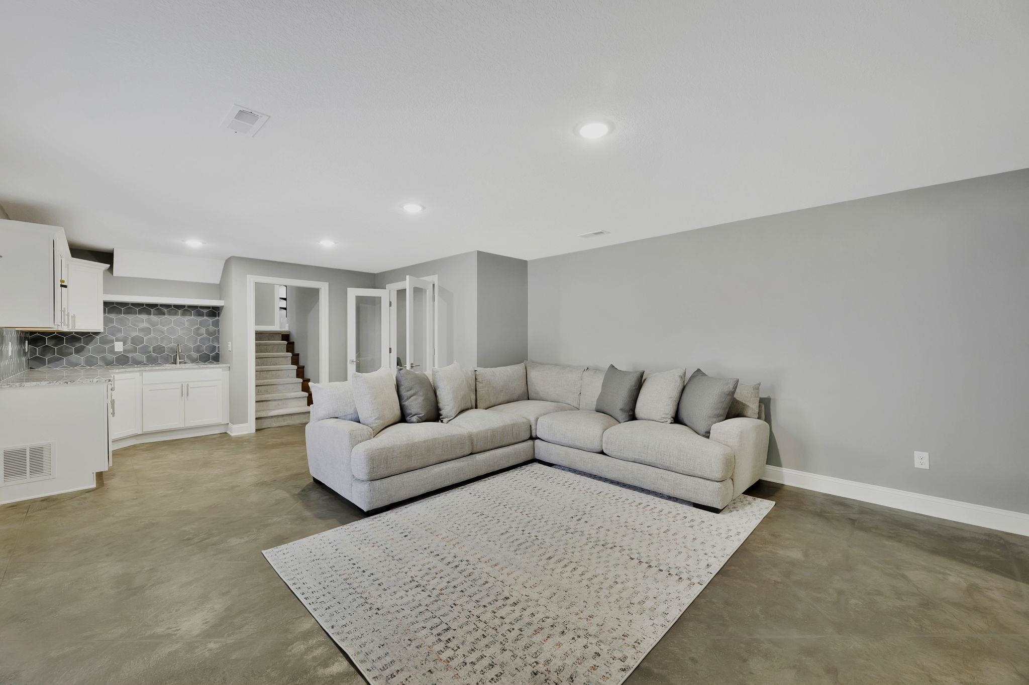 5009 N Saker Street Wichita KS 67219