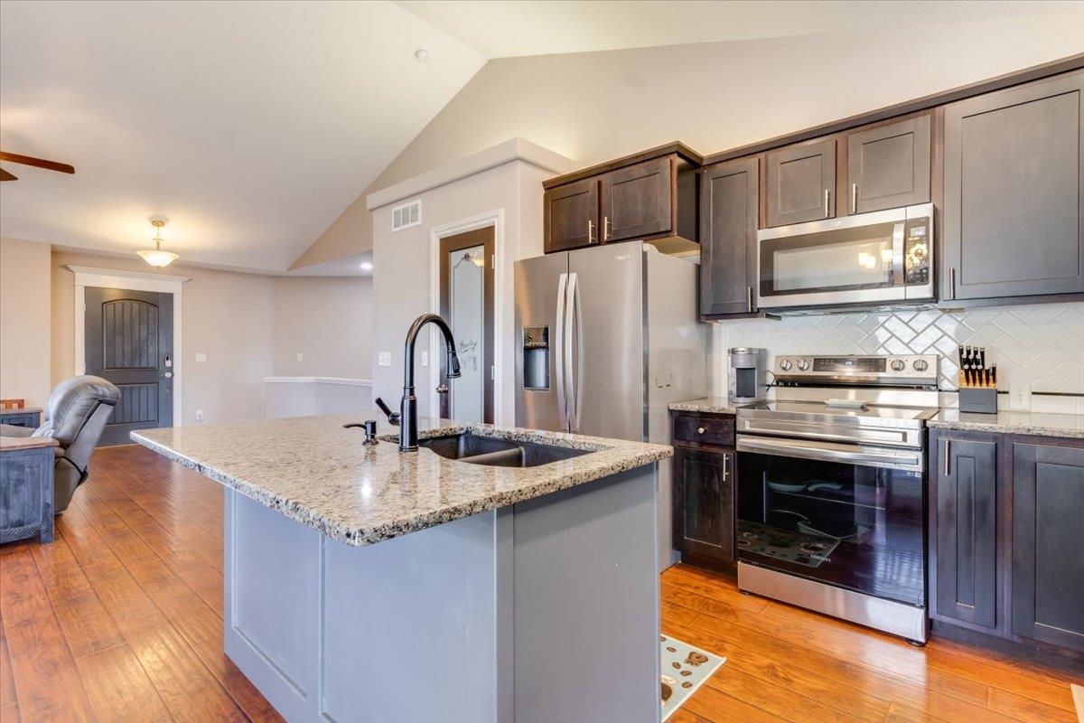 2717 S Westgate Wichita KS 67215