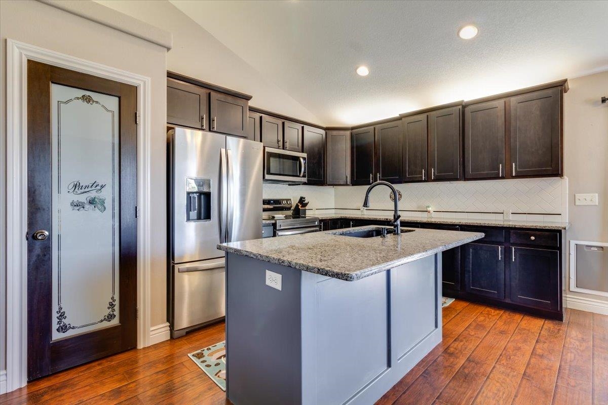 2717 S Westgate Wichita KS 67215