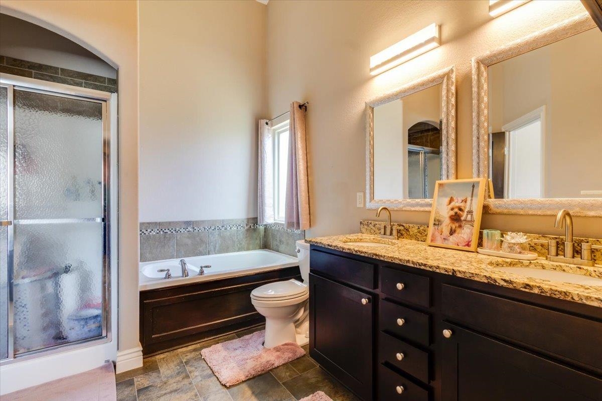 2717 S Westgate Wichita KS 67215