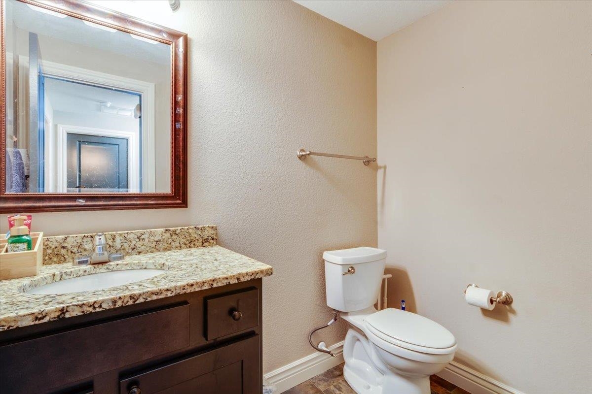 2717 S Westgate Wichita KS 67215
