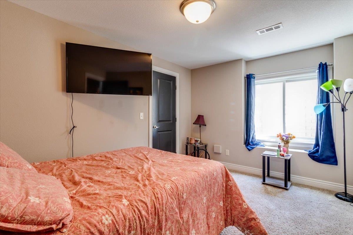 2717 S Westgate Wichita KS 67215
