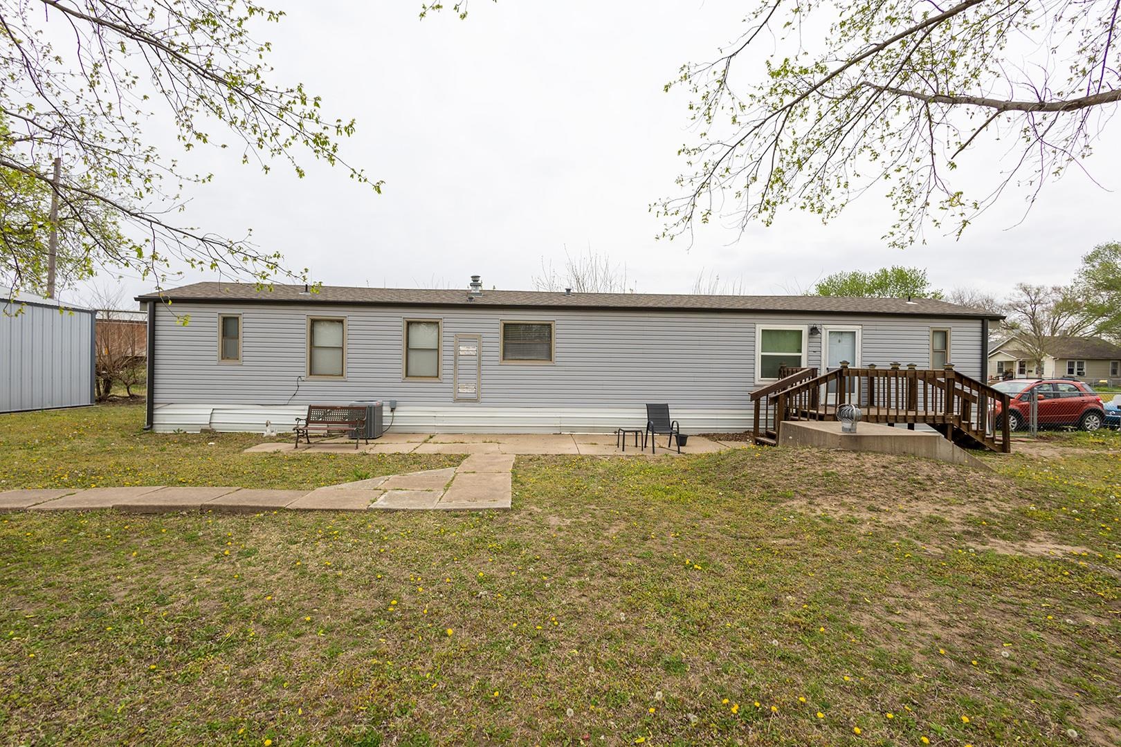 1633 S Vine Street Wichita KS 67213