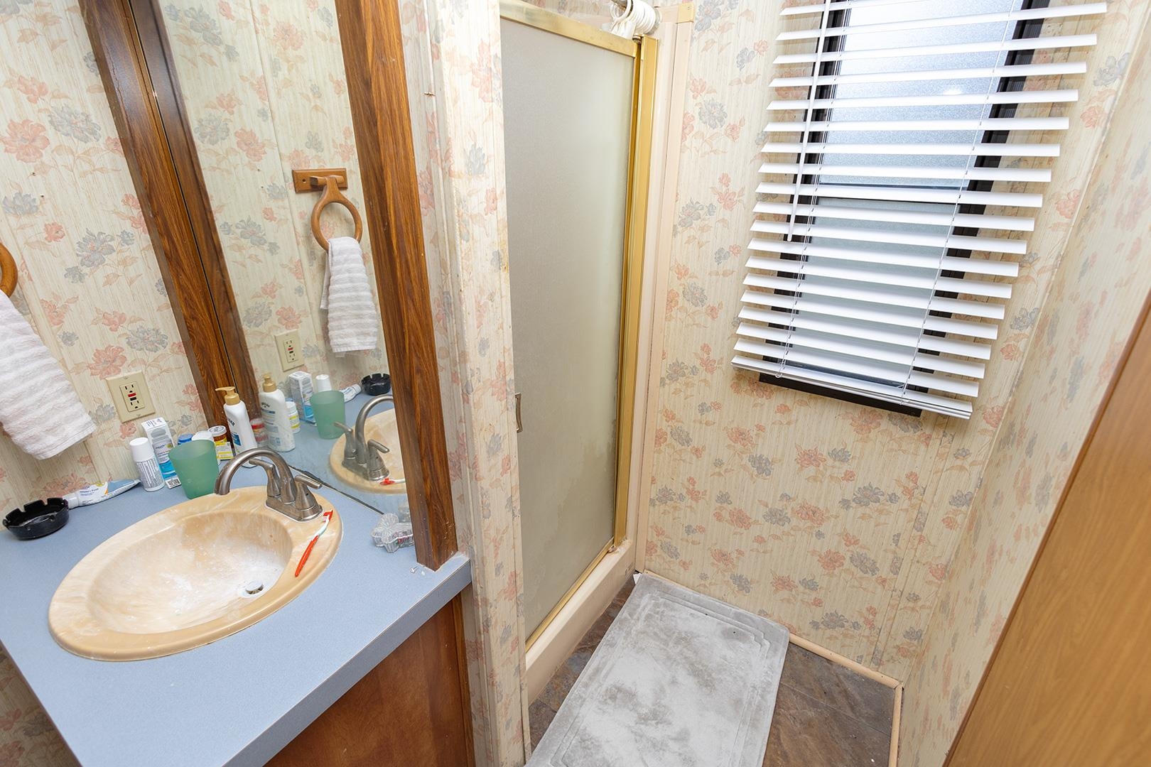 1633 S Vine Street Wichita KS 67213